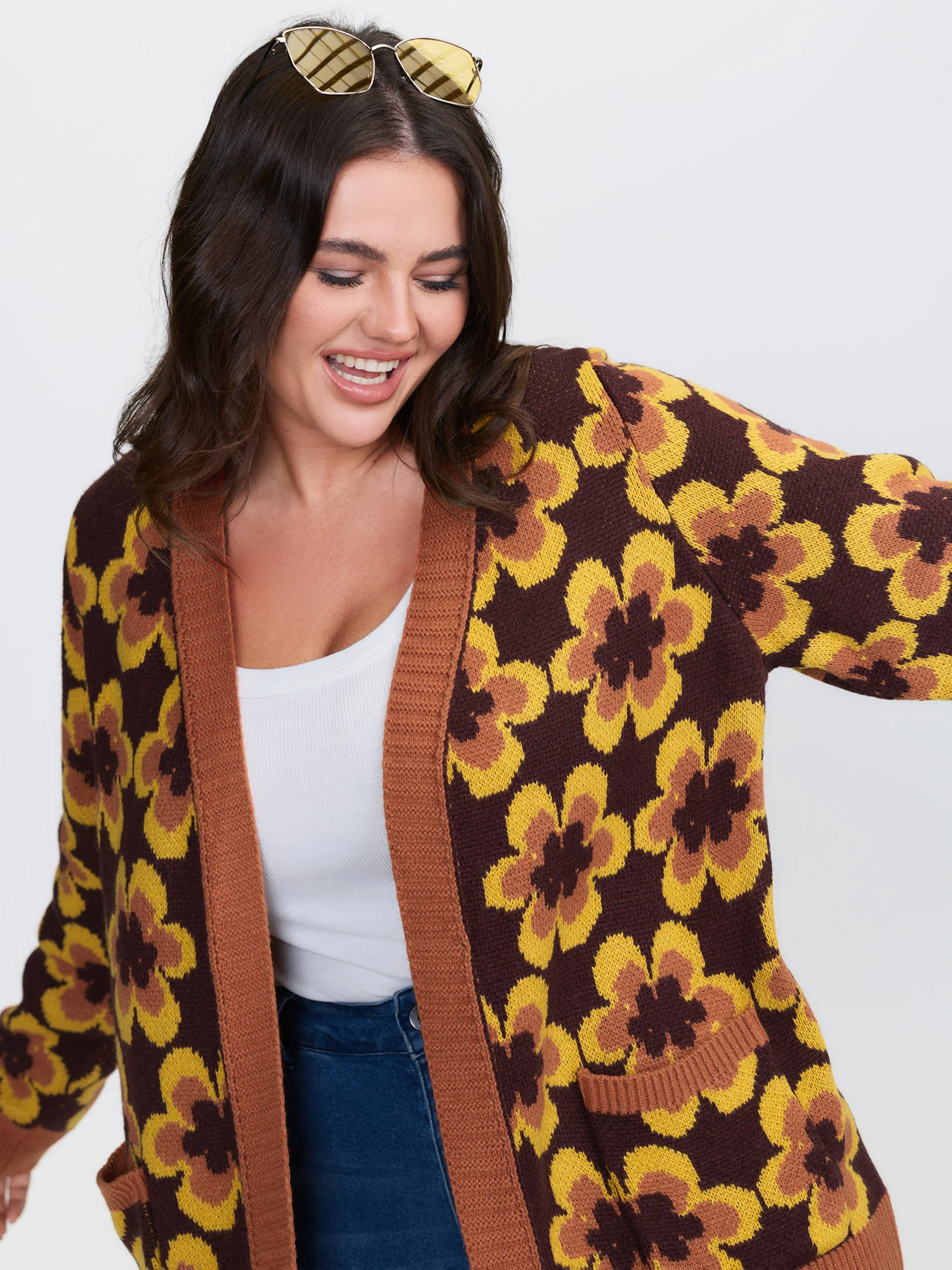 Retro Floral Jacquard Knit Cardigan - Image 2