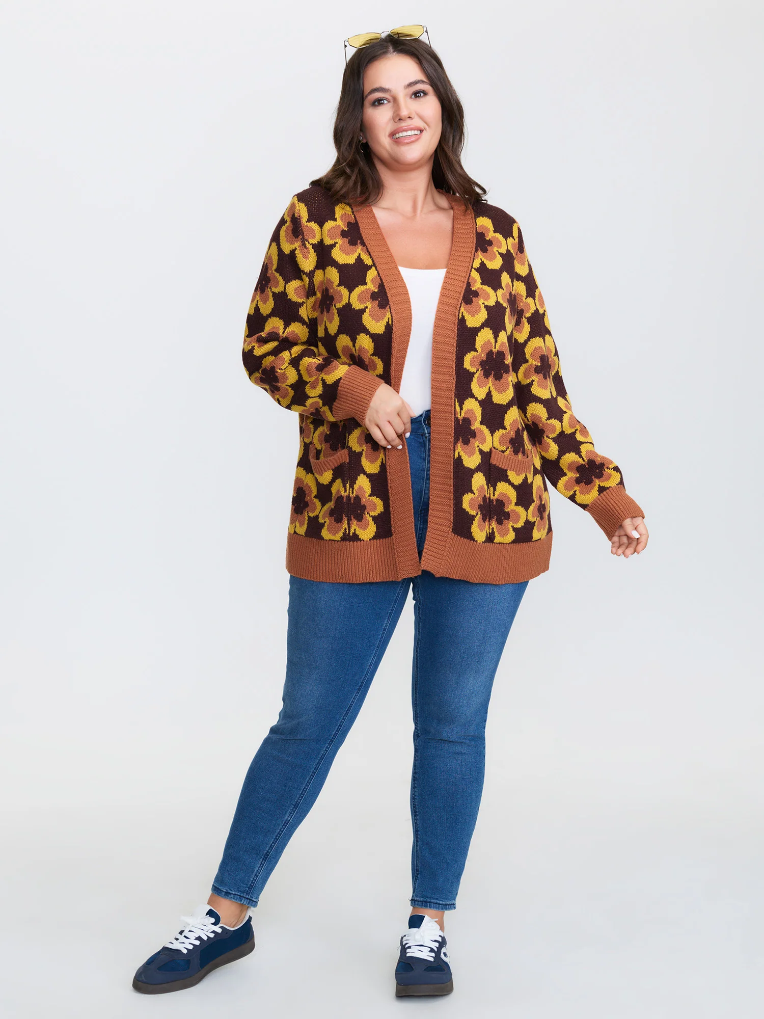 Retro Floral Jacquard Knit Cardigan - Image 3