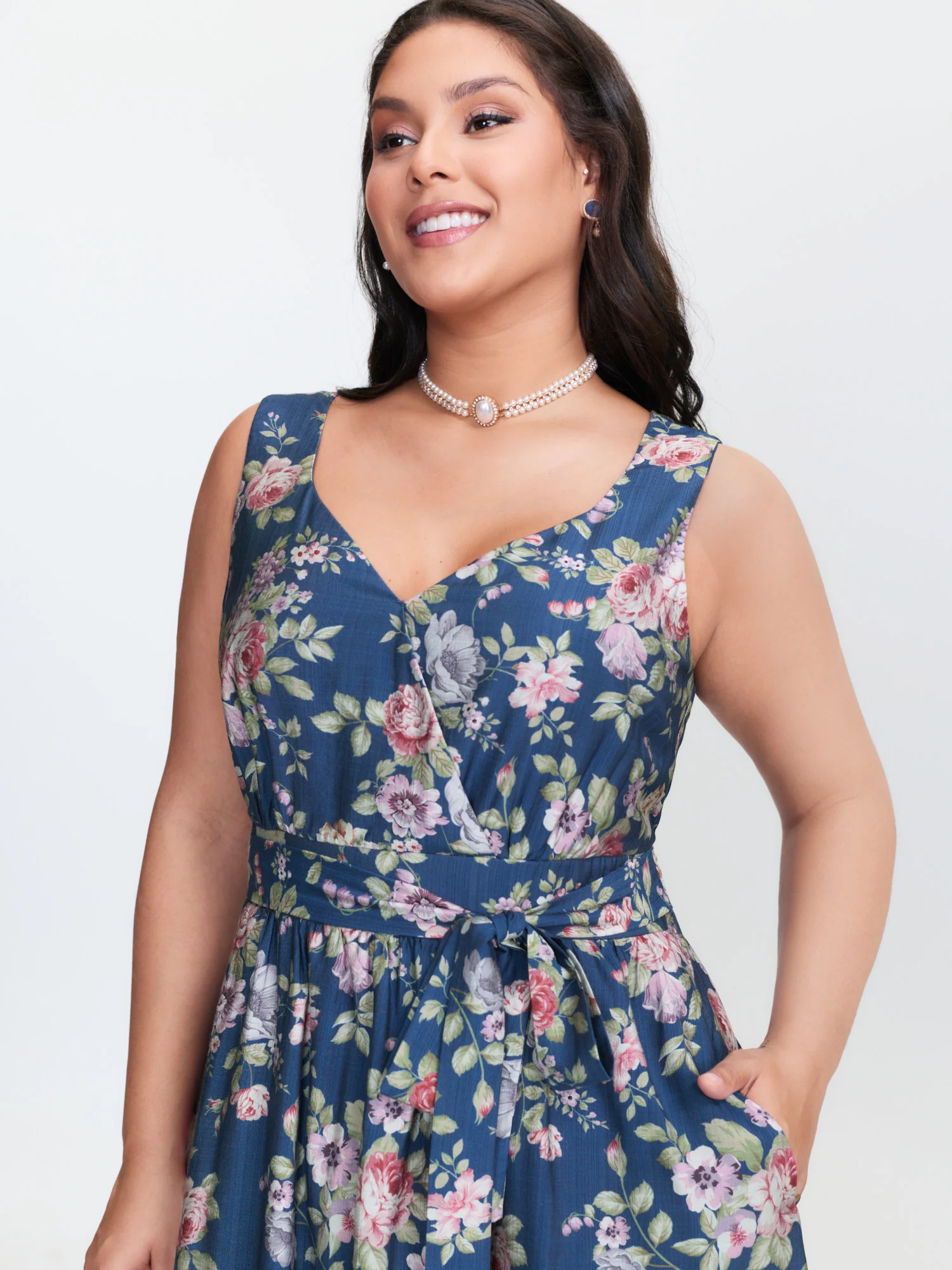 Retro Floral Print Back-Tie Midi Dress - Image 2