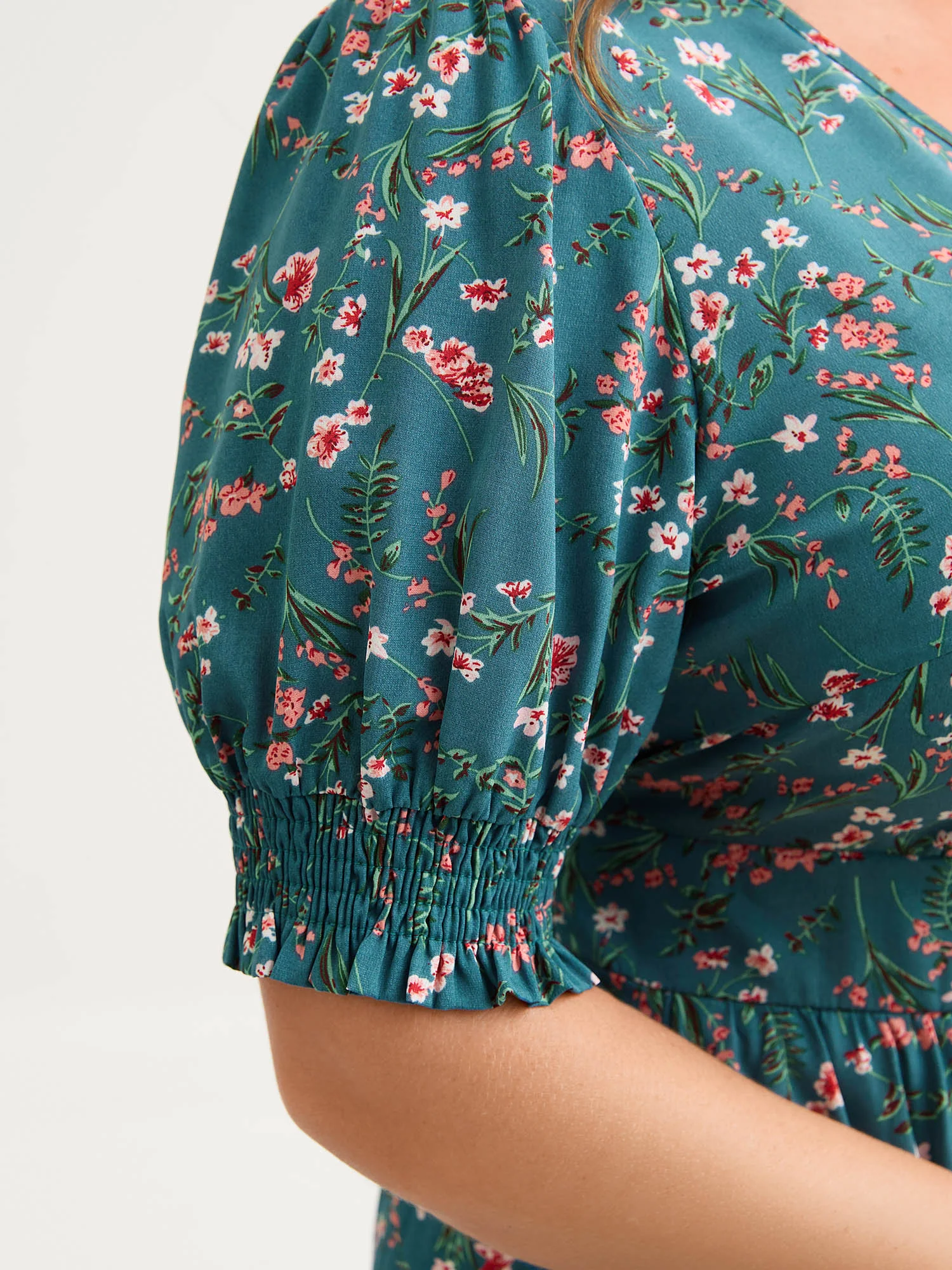 Retro Floral Print Button Detail Midi Dress - Image 3