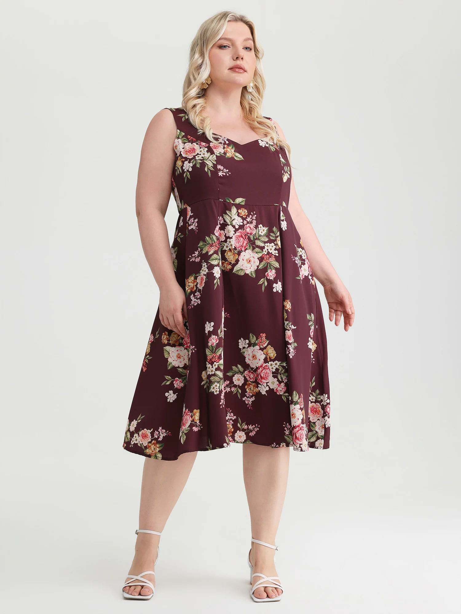 Retro Floral Print Fit And Flare Midi Dress - Image 3