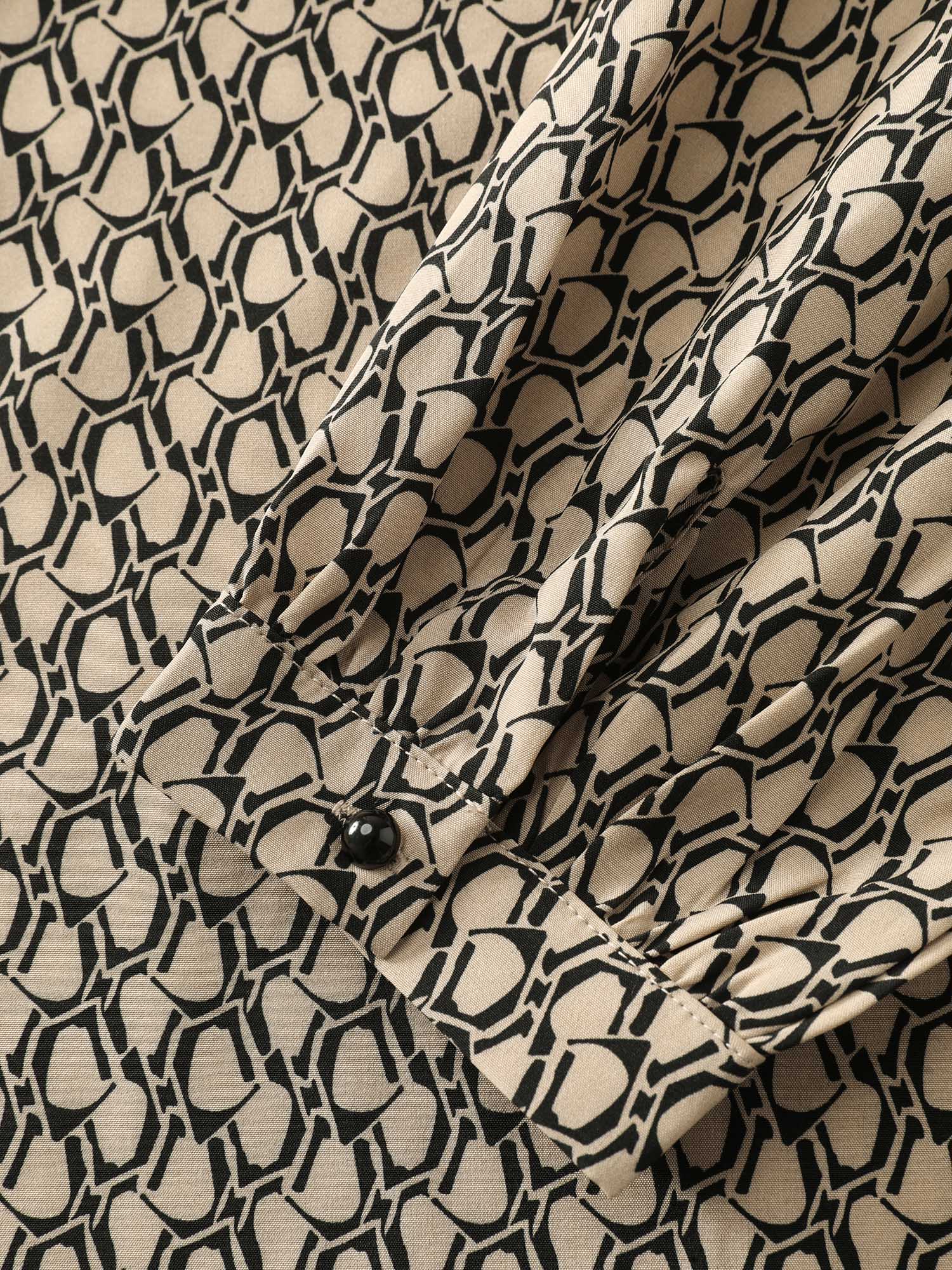 Retro Geometric Print Metallic Detail Blouse - Image 7