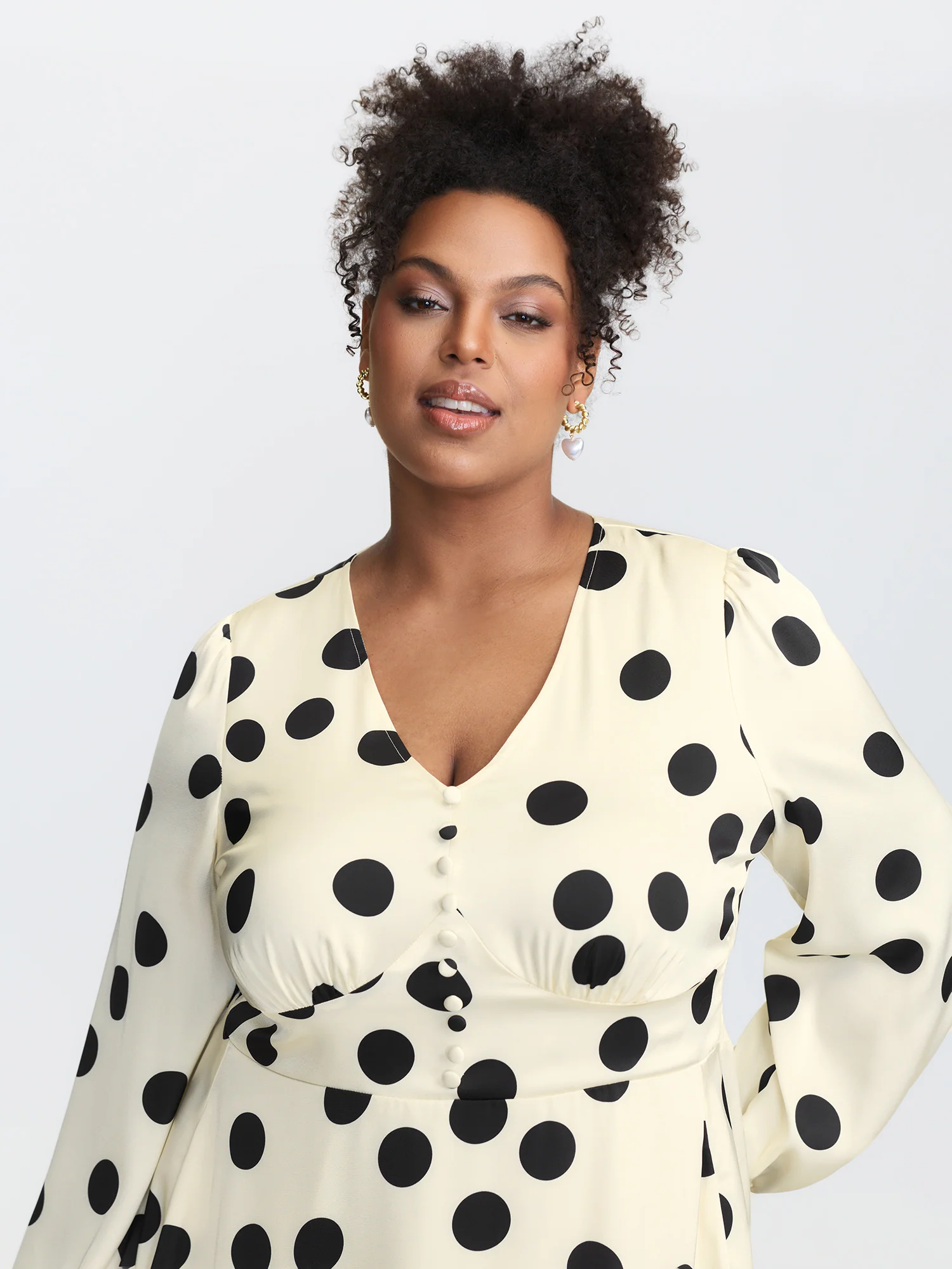 Retro Polka Dots Triangular Waist-Cinched Midi Dress - Image 3