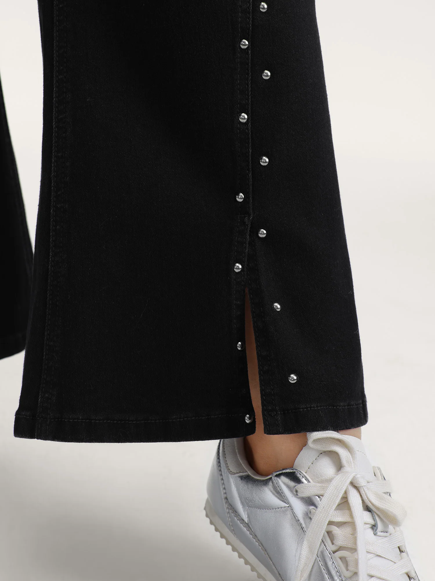 Rhinestone Mid-Rise Flared Hem Jeans - Image 5