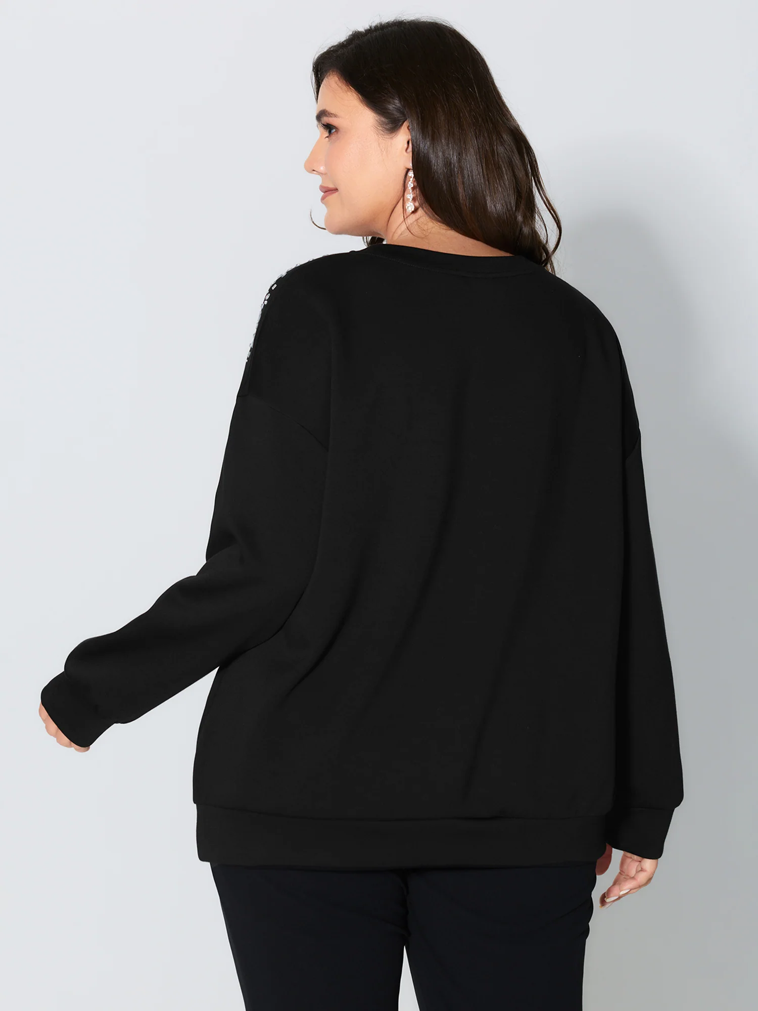 Rhinestone Relaxed-Fit Round Neck Sweatshirt - Image 4
