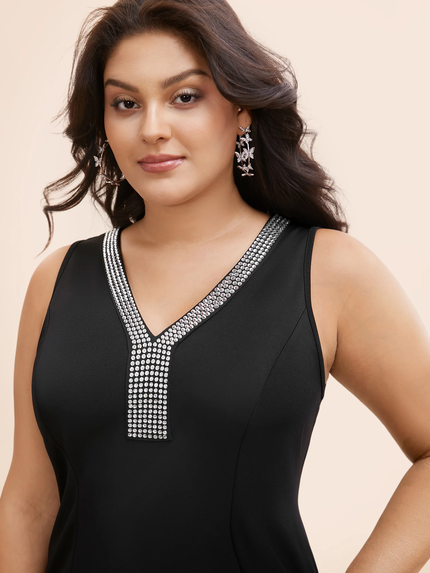 Rhinestone V Neck Split Hem Dress - Image 4