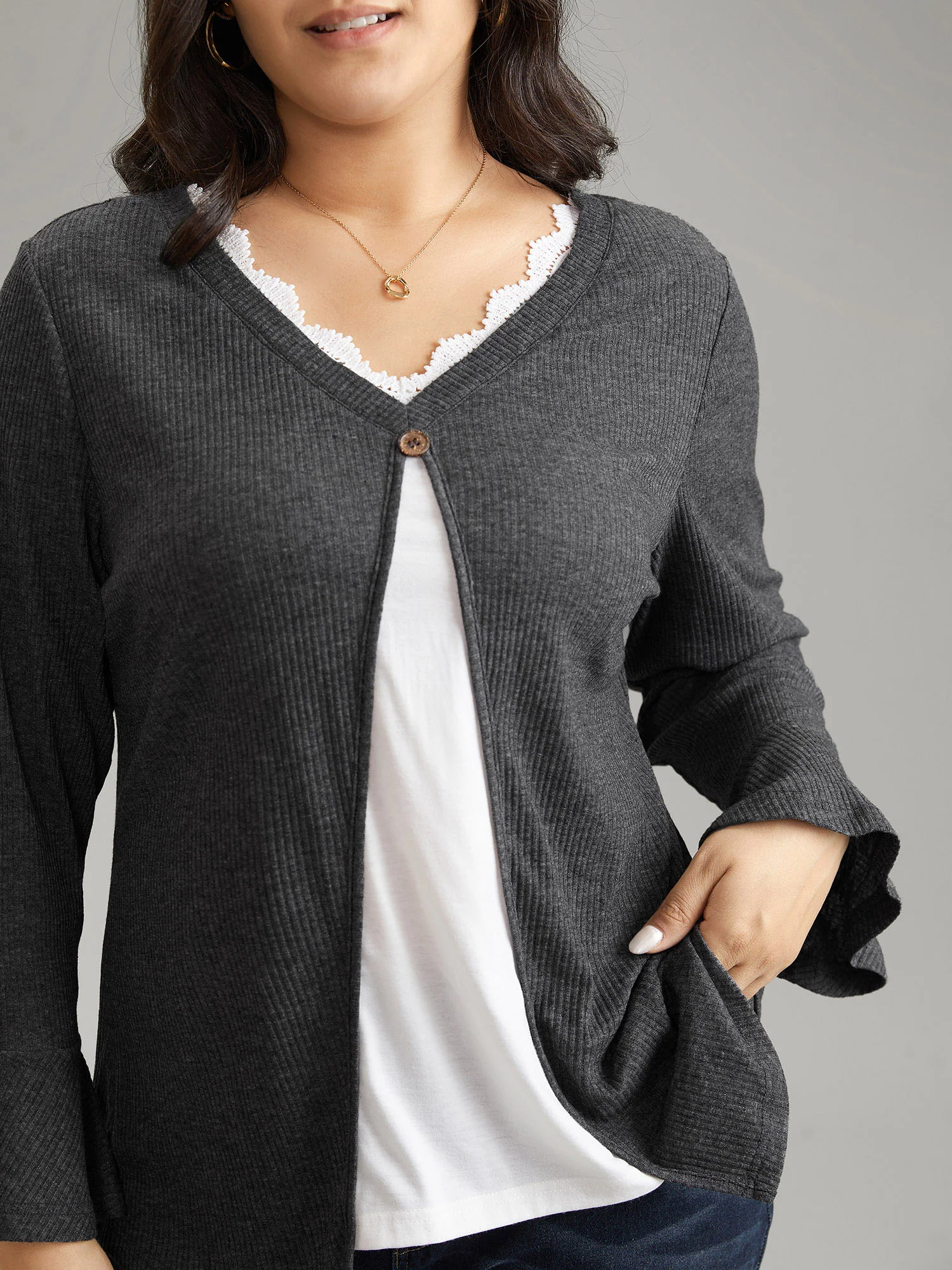 Rib Knit Patchwork Guipure Lace Bell Sleeve T-shirt - Image 3