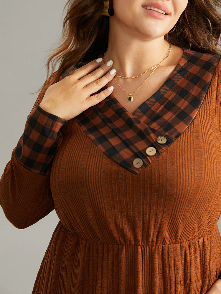 Rib Knit Patchwork Plaid Pocket Button Detail Dress - Image 4