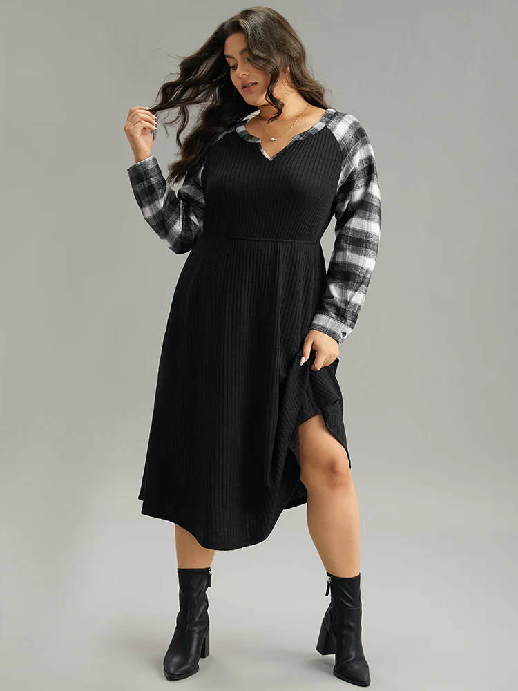 Rib Knit Plaid Patchwork Pocket Notched Dress - Image 5