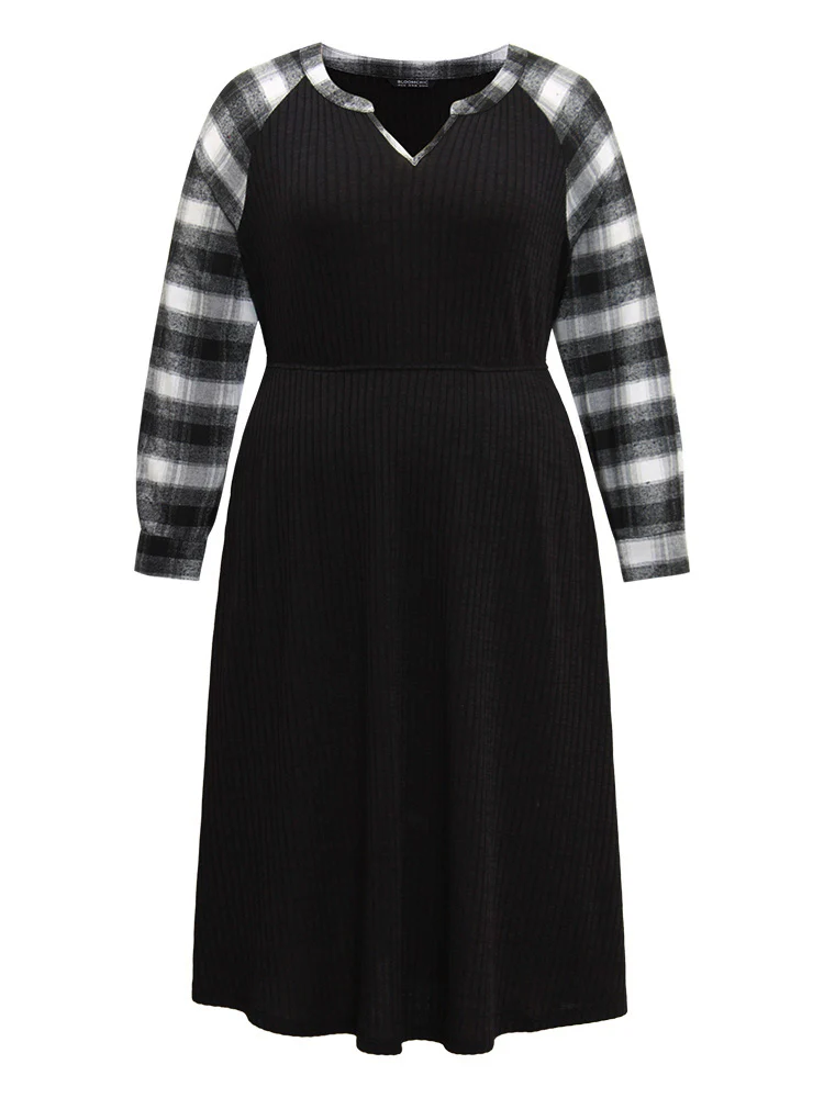 Rib Knit Plaid Patchwork Pocket Notched Dress - Image 8