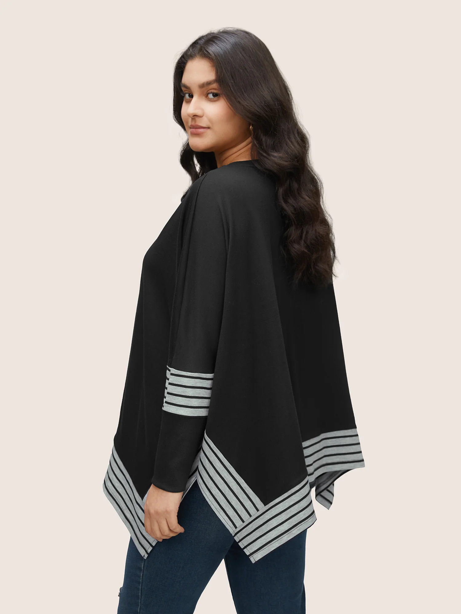 Rib Knit Striped Curved Hem Sweatshirt - Image 2