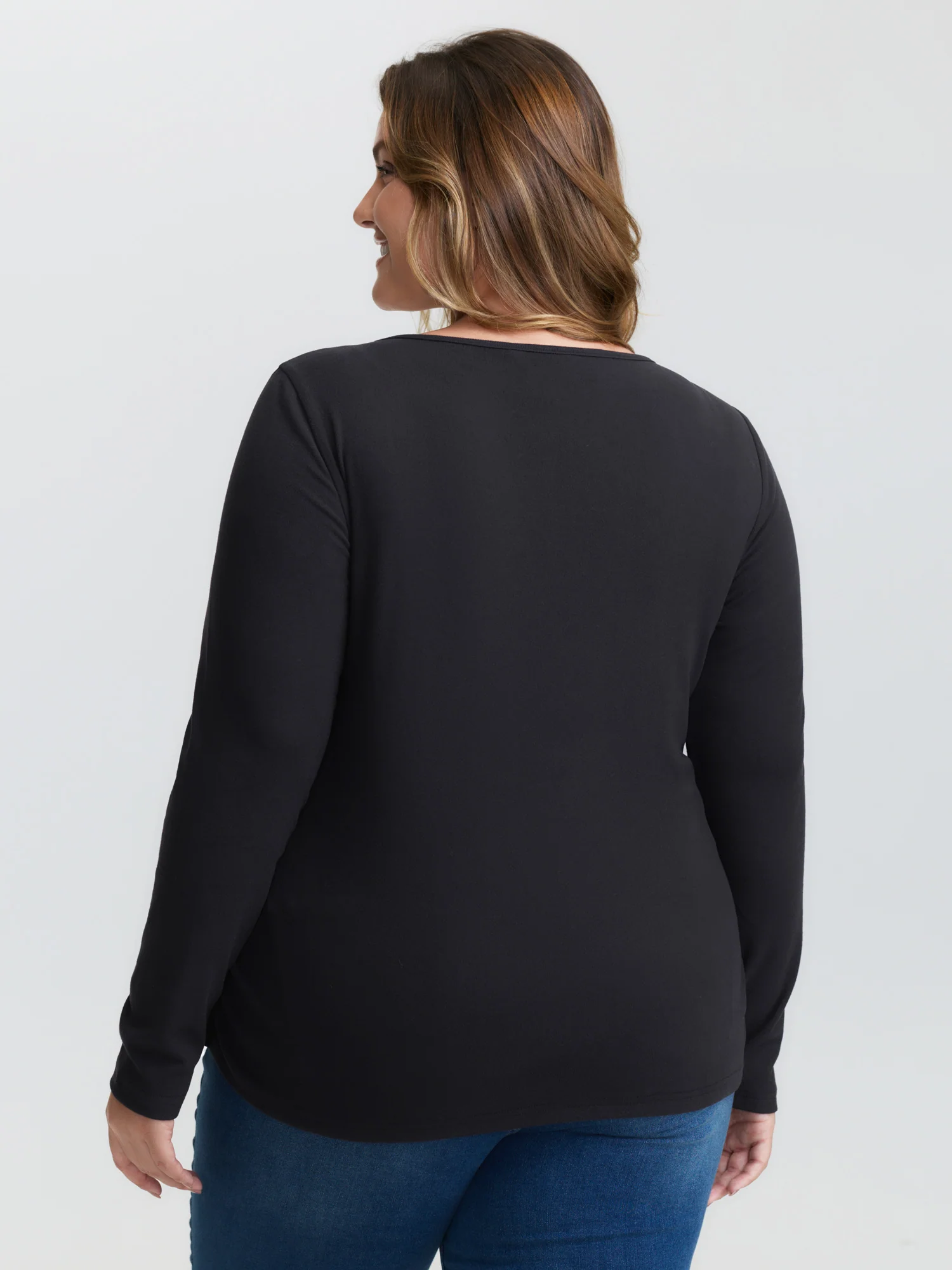 Ribbed Round Neck Cozy T-Shirt - Image 4