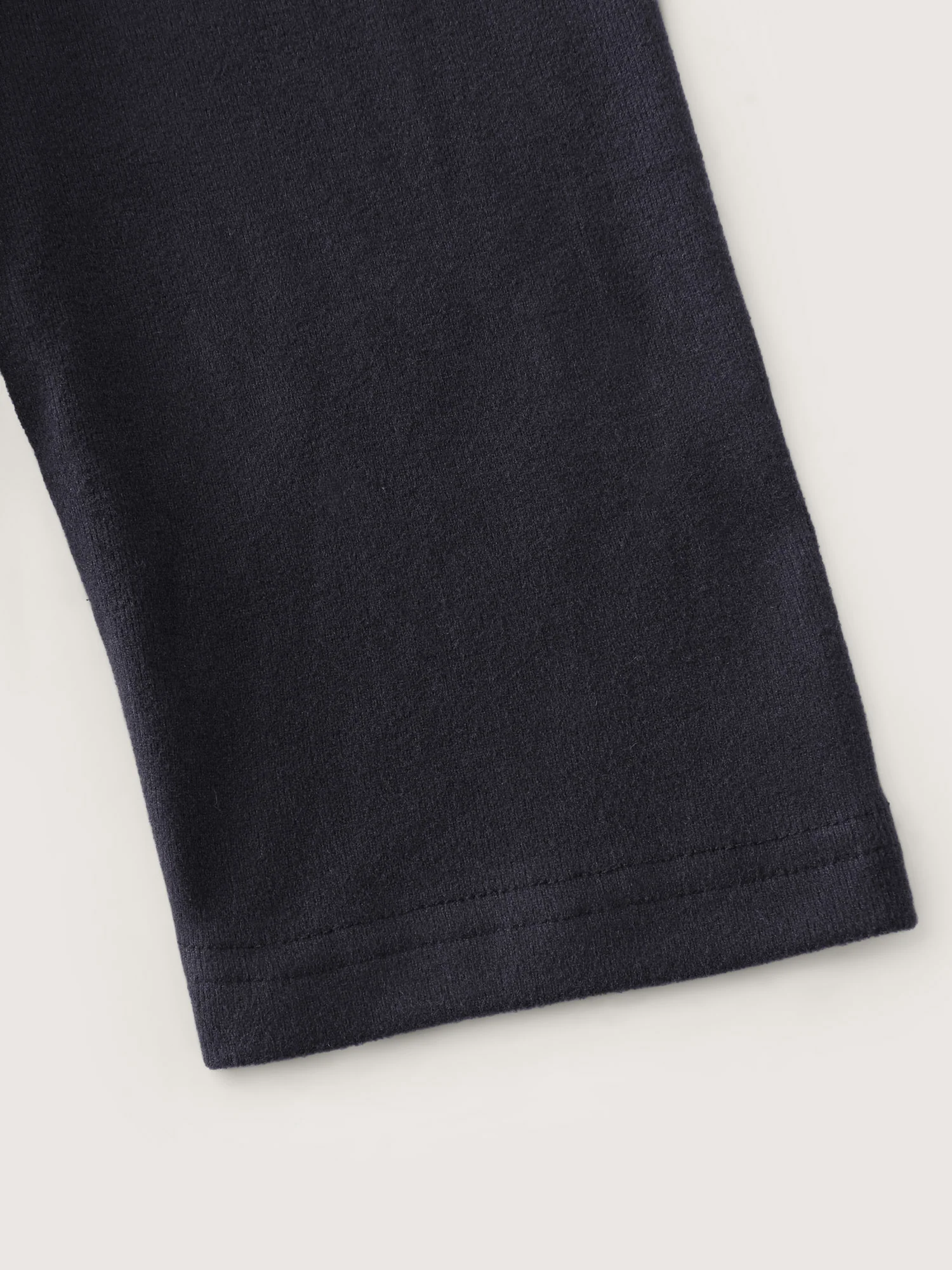 Ribbed Round Neck Cozy T-Shirt - Image 5