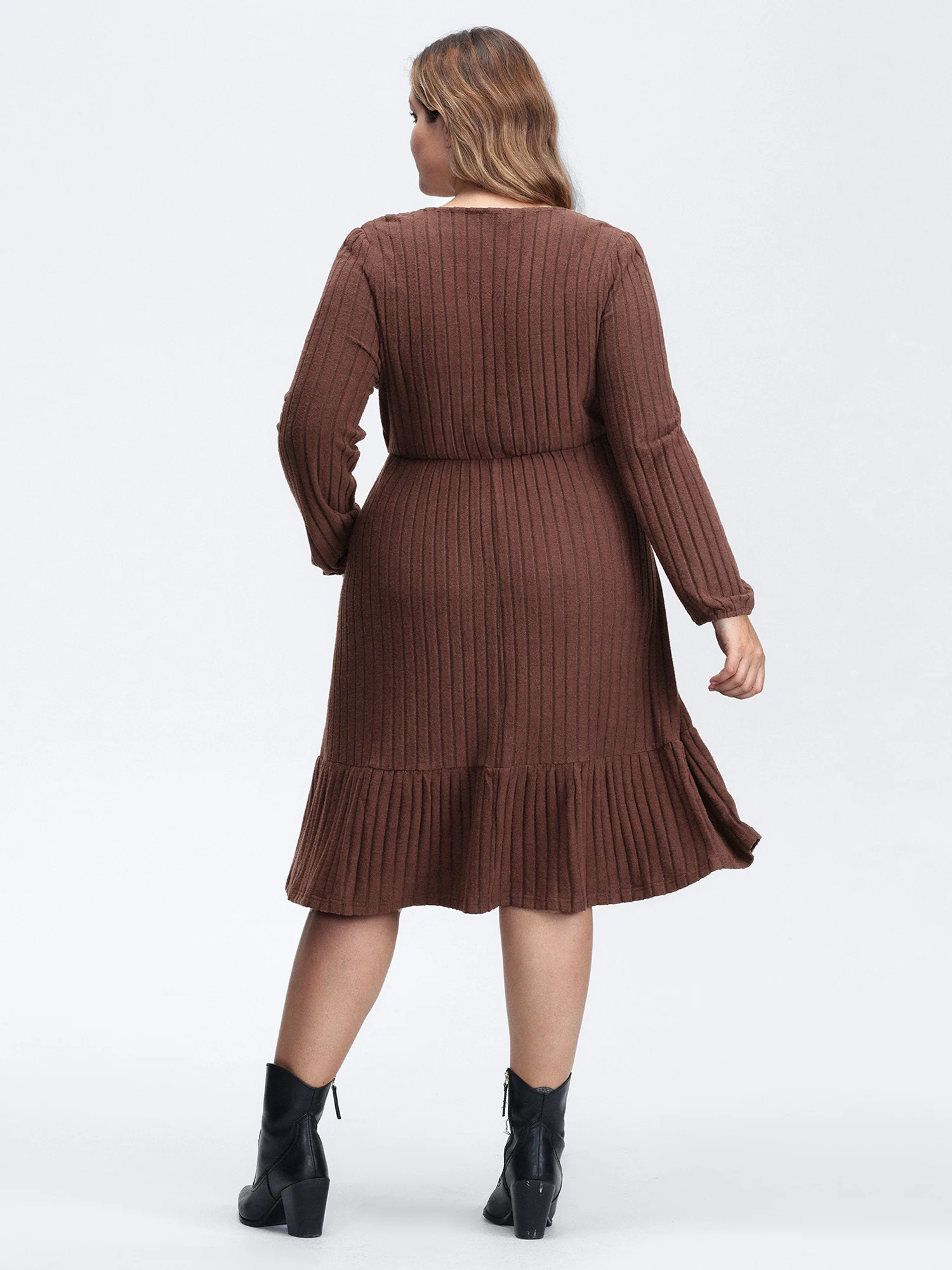 Ribbed Stretchy Cinched-Waist Knit Midi Dress - Image 5