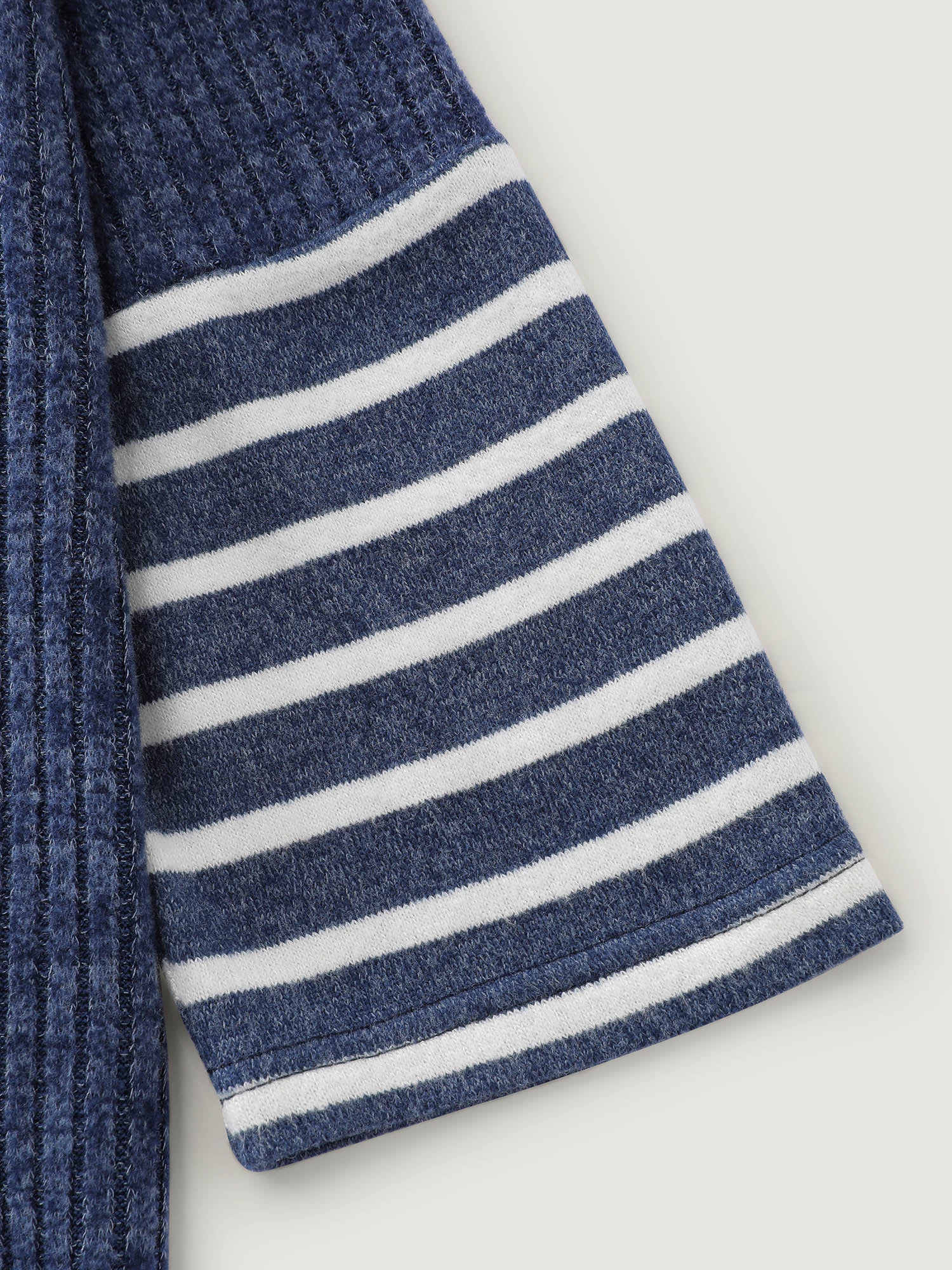 Ribbed Stripe Button Placket T-Shirt - Image 6