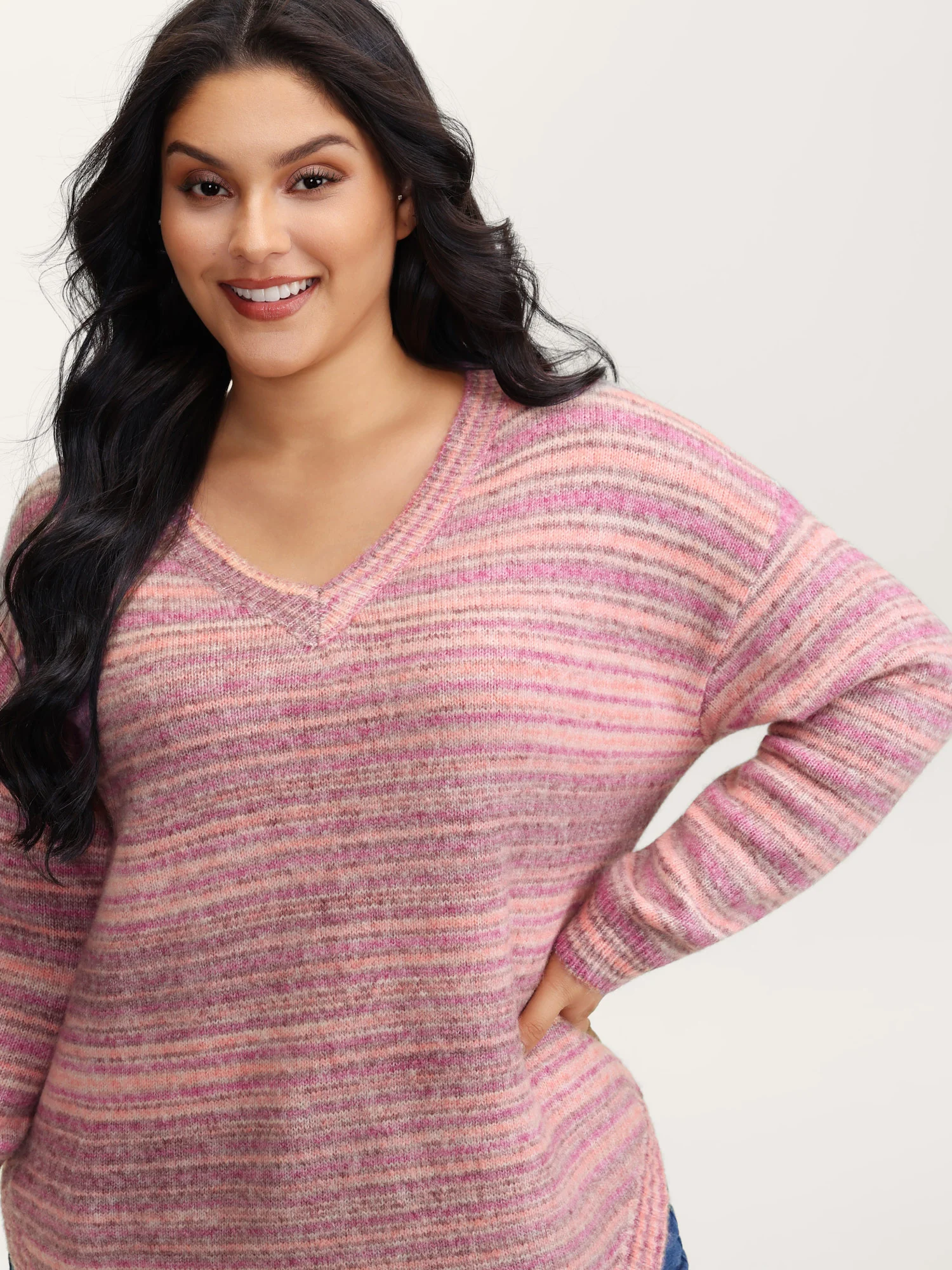 Ribbed Texture Curvy Hem V-Neck Pullover - Image 2