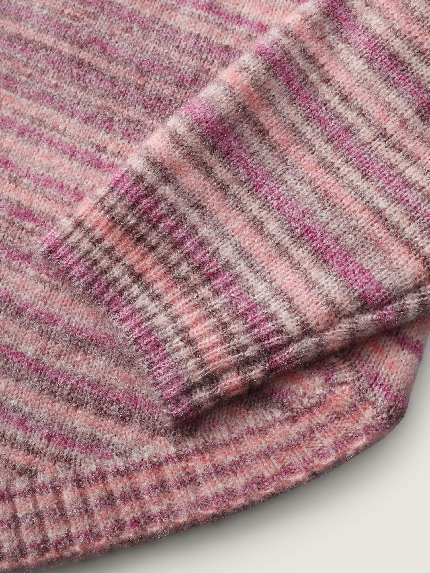 Ribbed Texture Curvy Hem V-Neck Pullover - Image 7