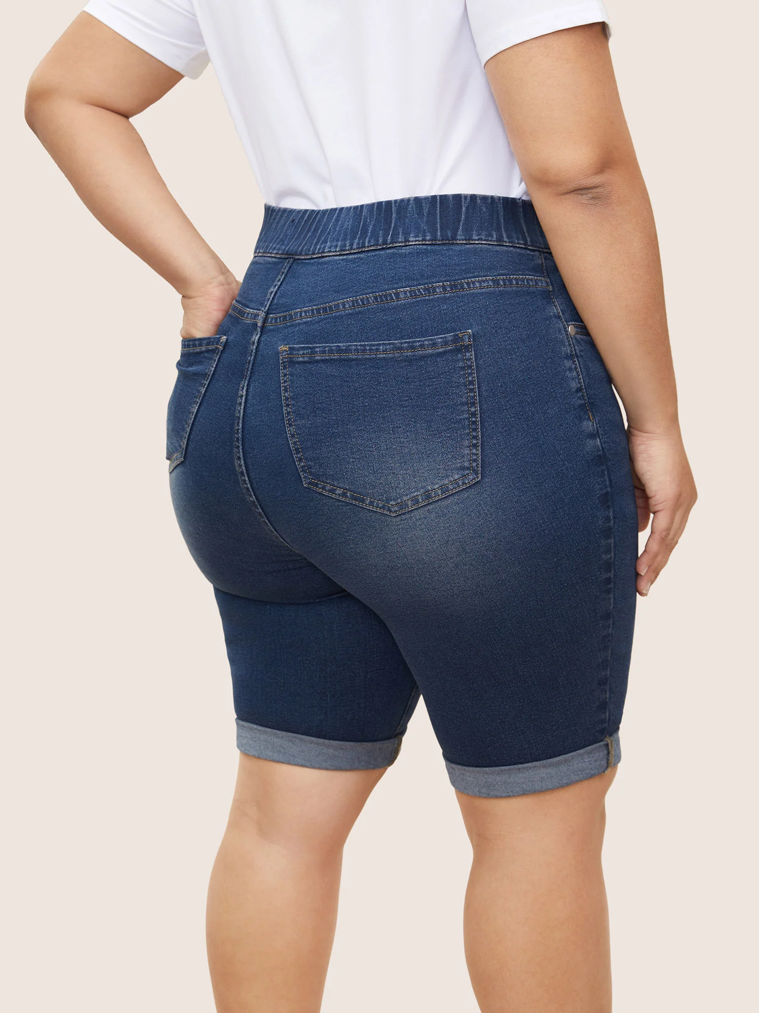 Pull-On Folded Hem Knee-Length Denim Shorts - Image 4