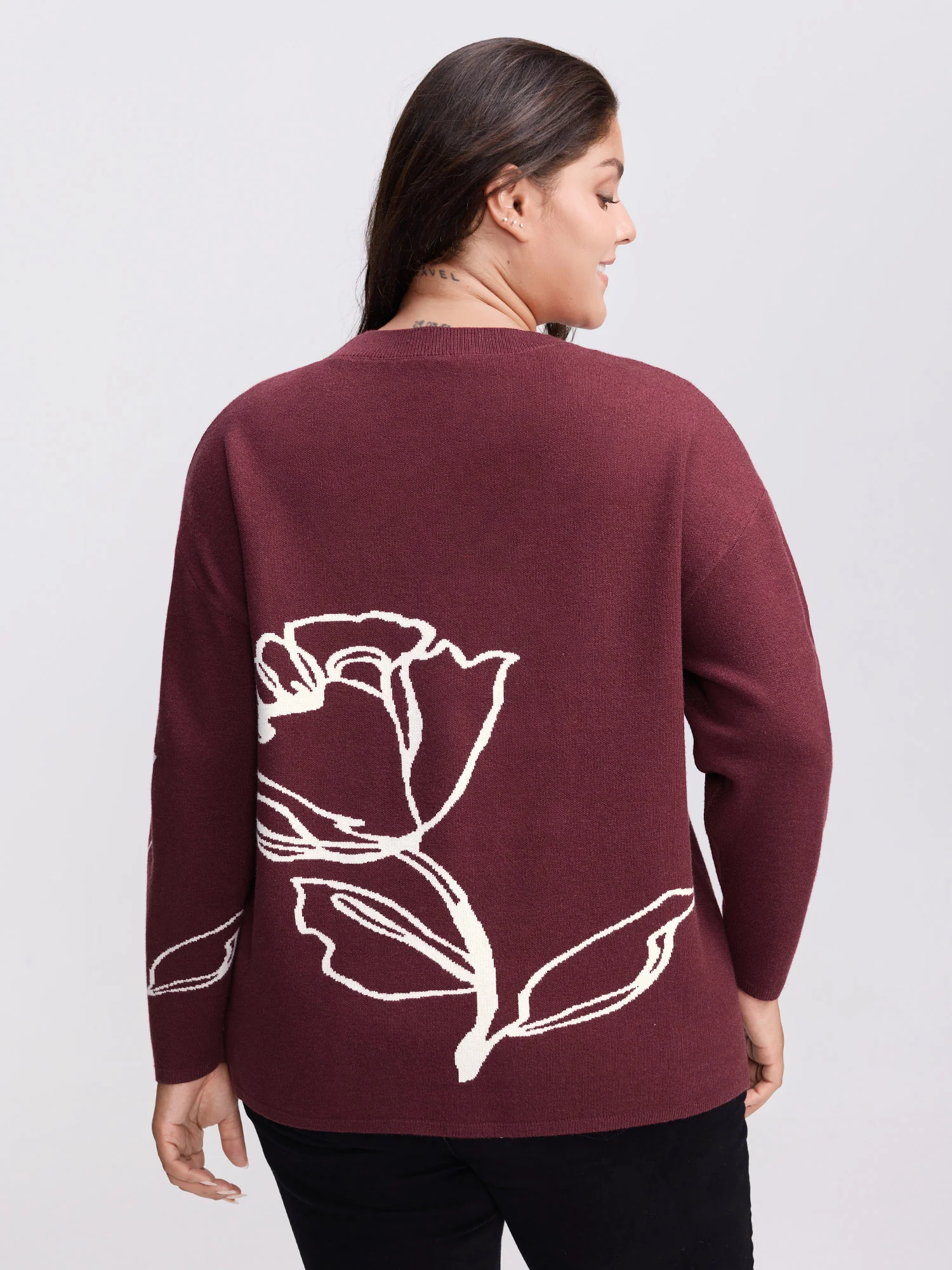 Rose Pattern Jacquard Round Neck Pullover - Image 4