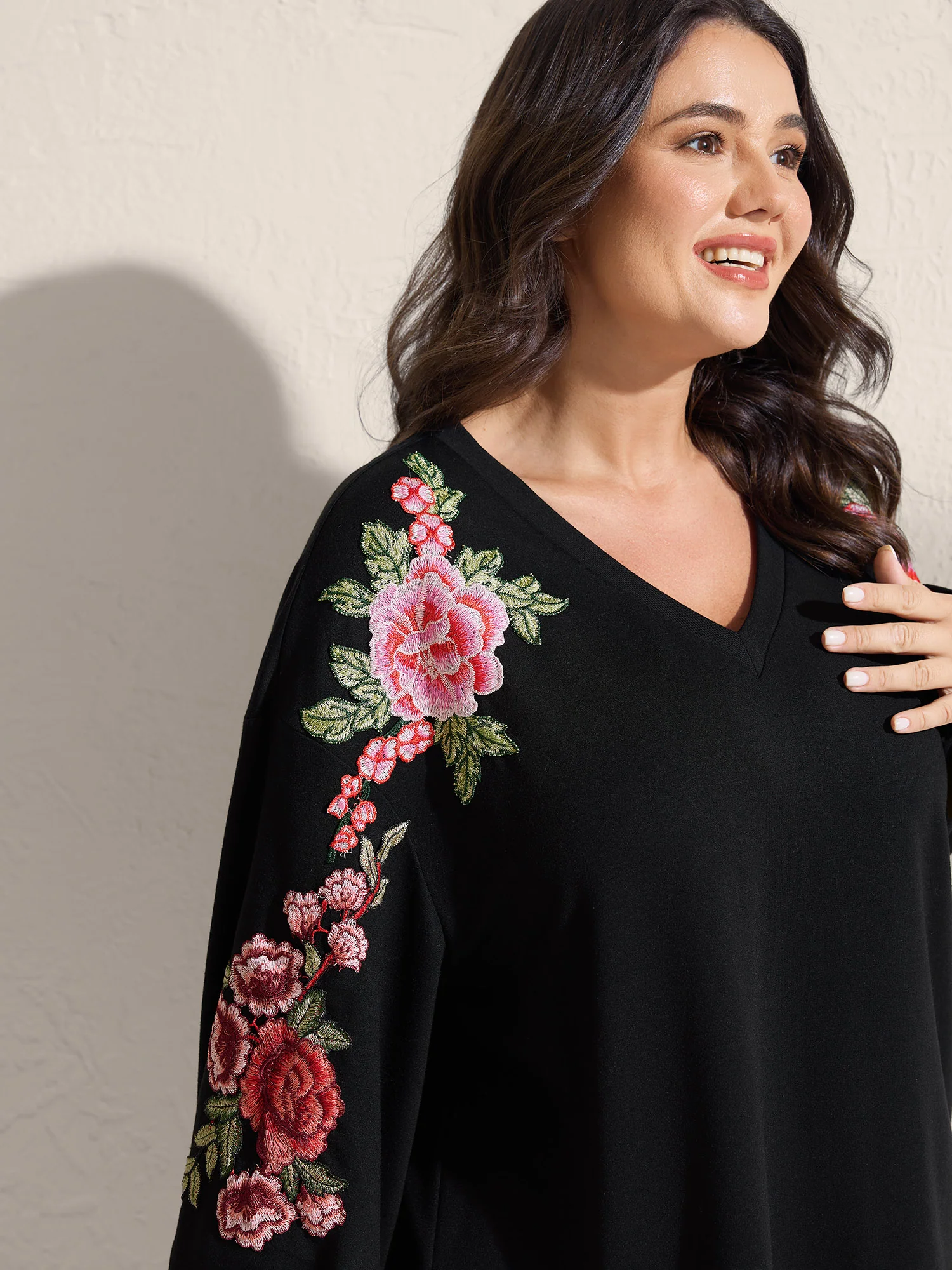 Rosy Embroidered Puffy Sleeve Sweatshirt - Image 2