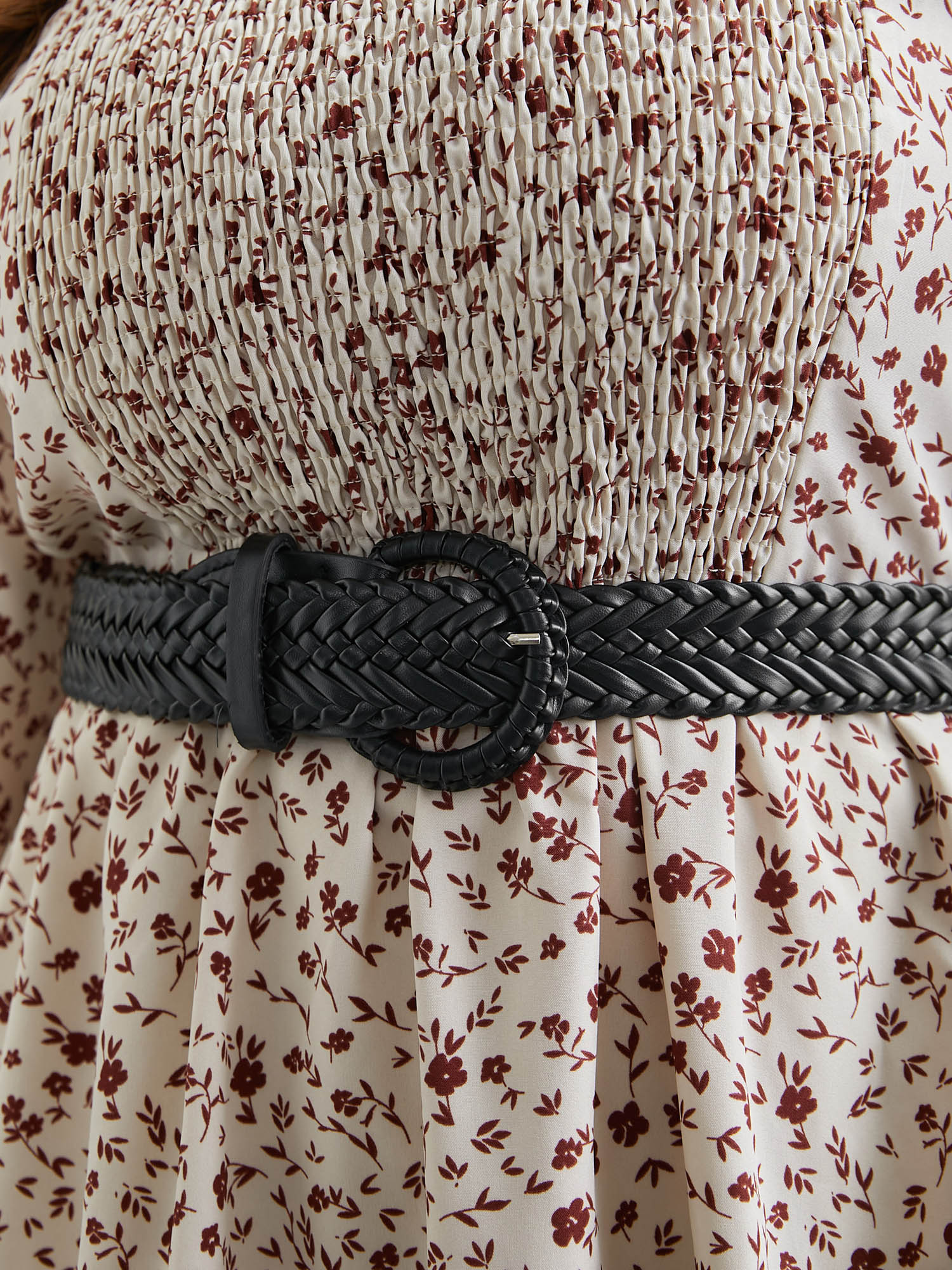 Round Buckle Plain Woven Belt - Image 4