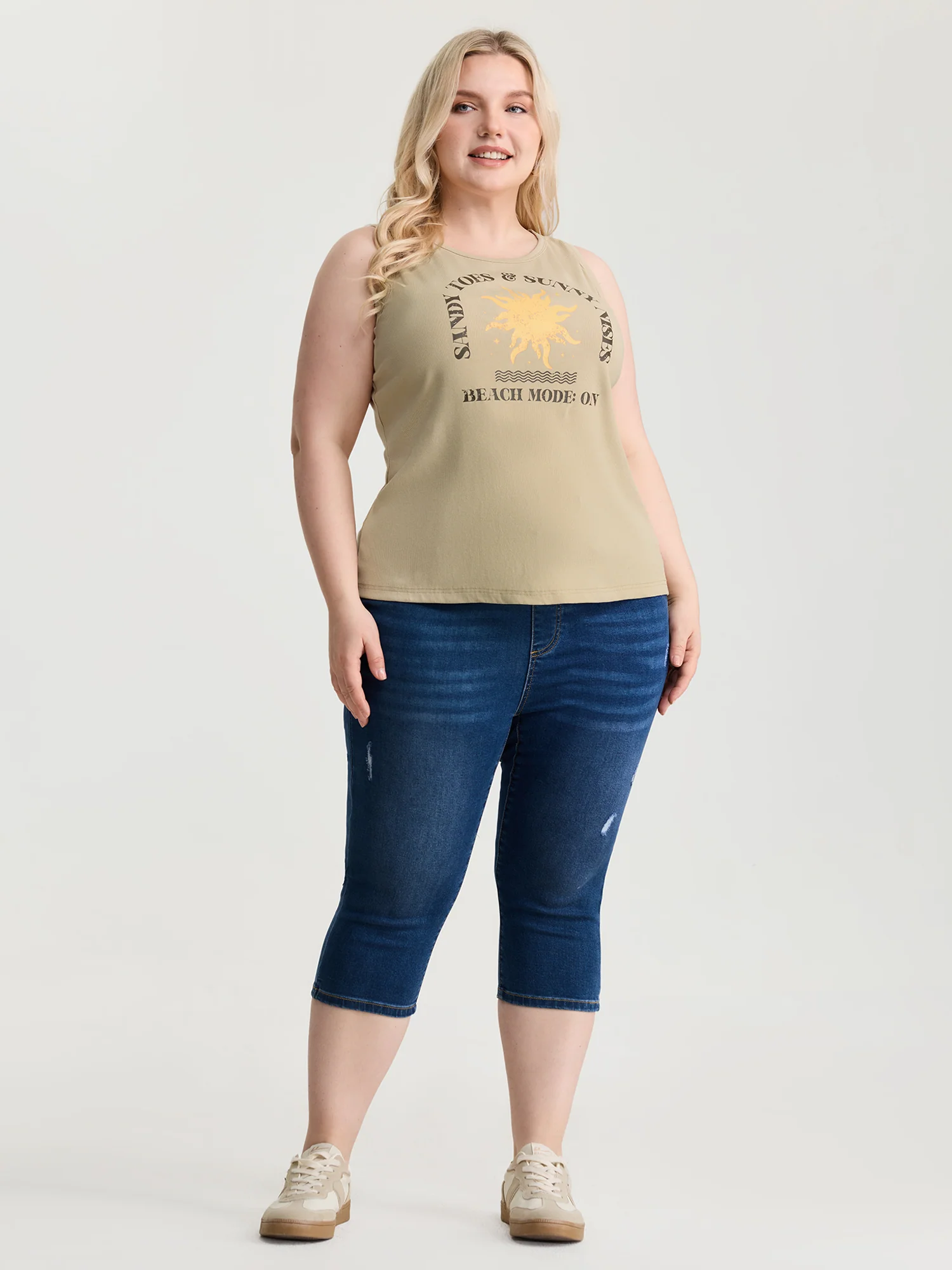 Round Neck Beach Mode Tank Top - Image 3