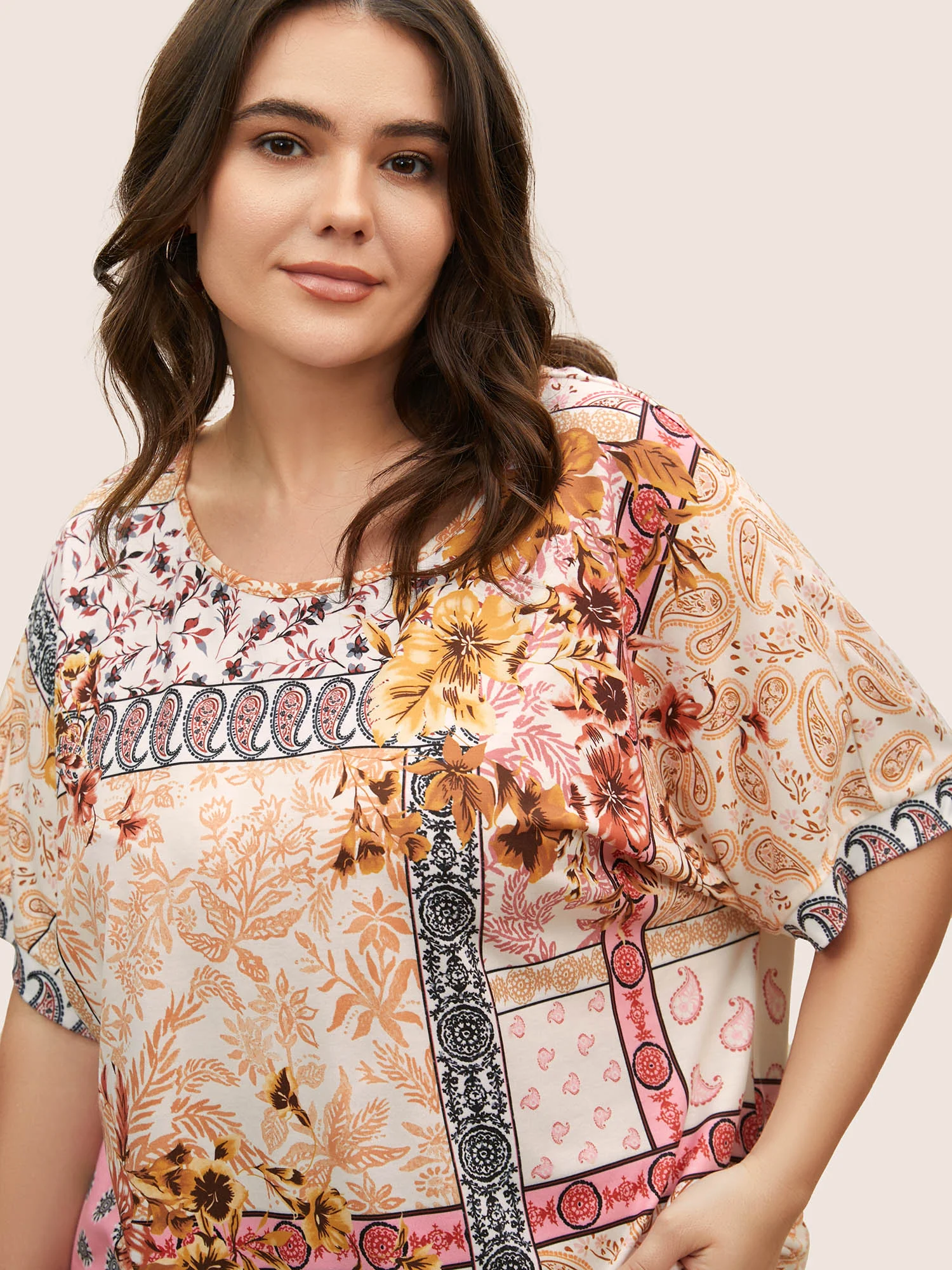 Round Neck Boho Print Patchwork T-shirt - Image 5