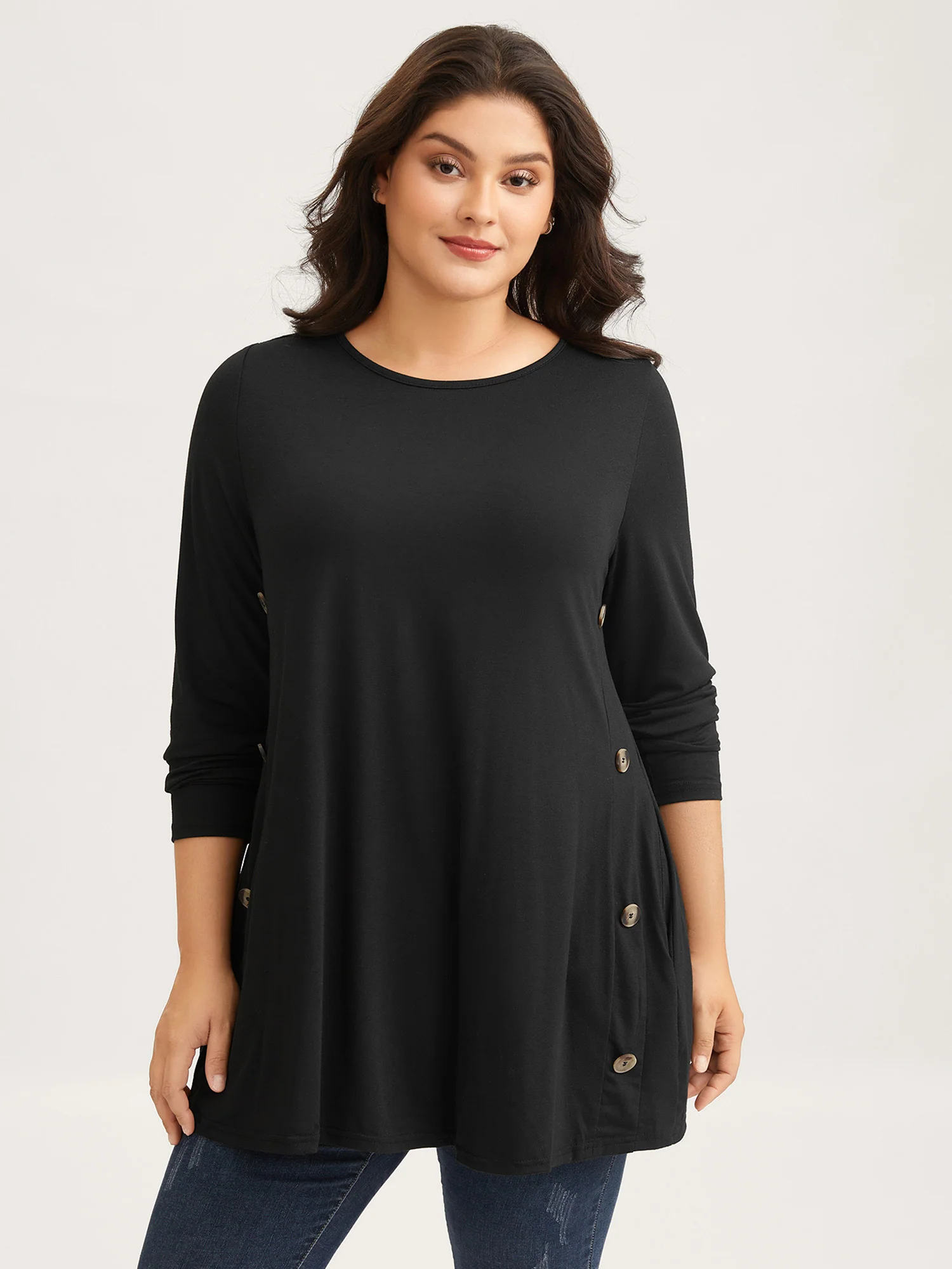 Round Neck Button Slim-Fit Knit Top - Image 2