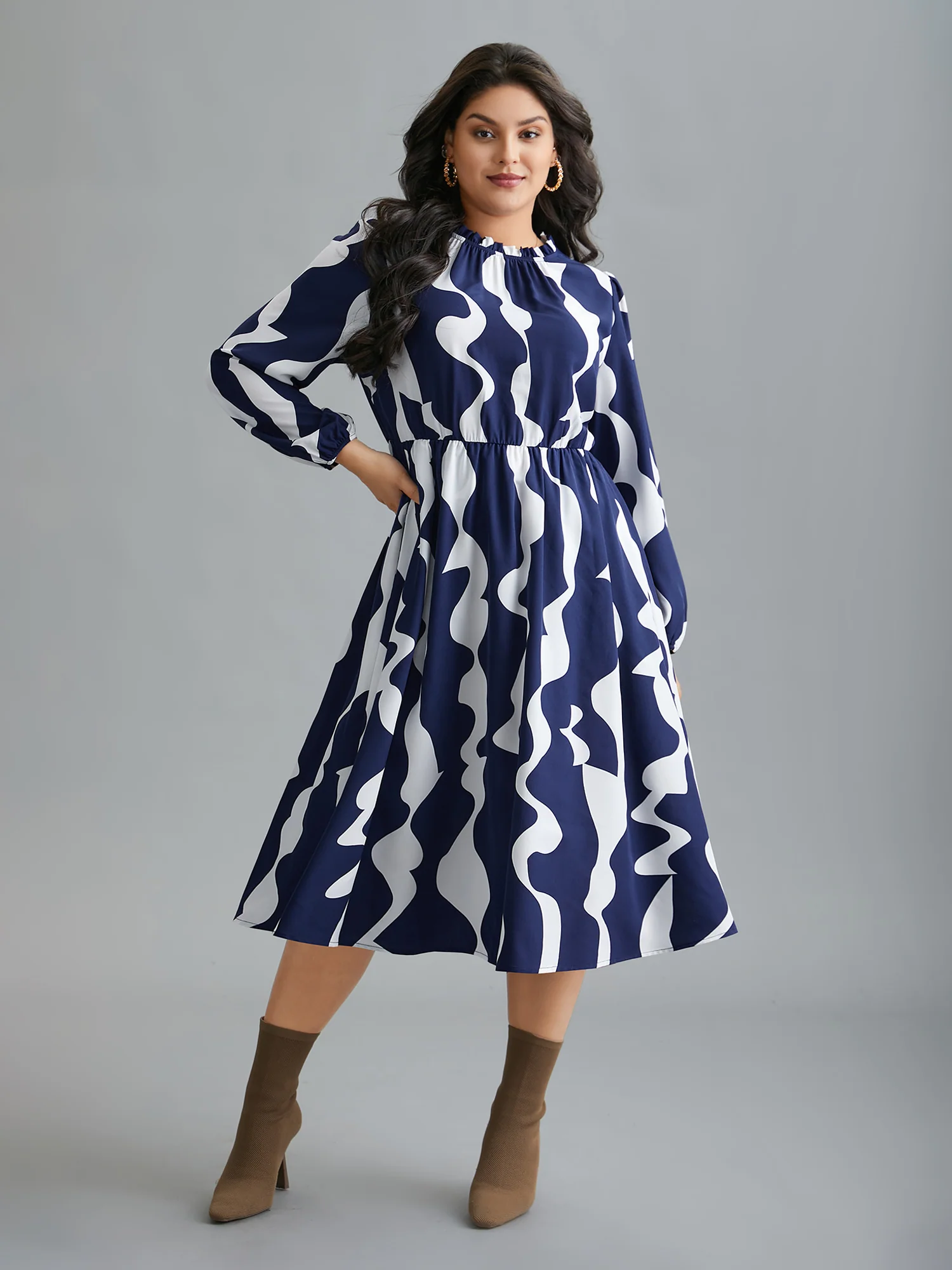 Round Neck Color Contrast Frill Trim Dress - Image 5