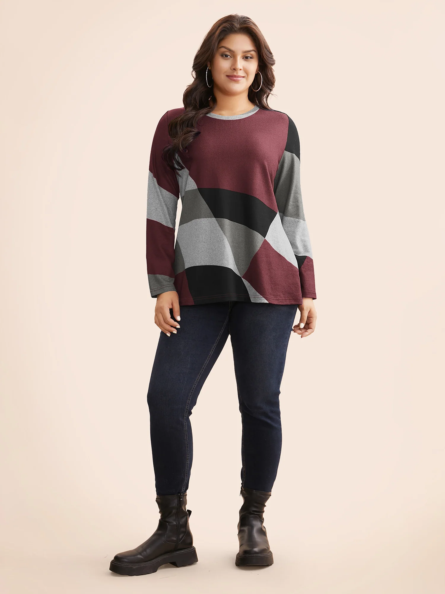 Round Neck Colorblock Contrast T-shirt - Image 12