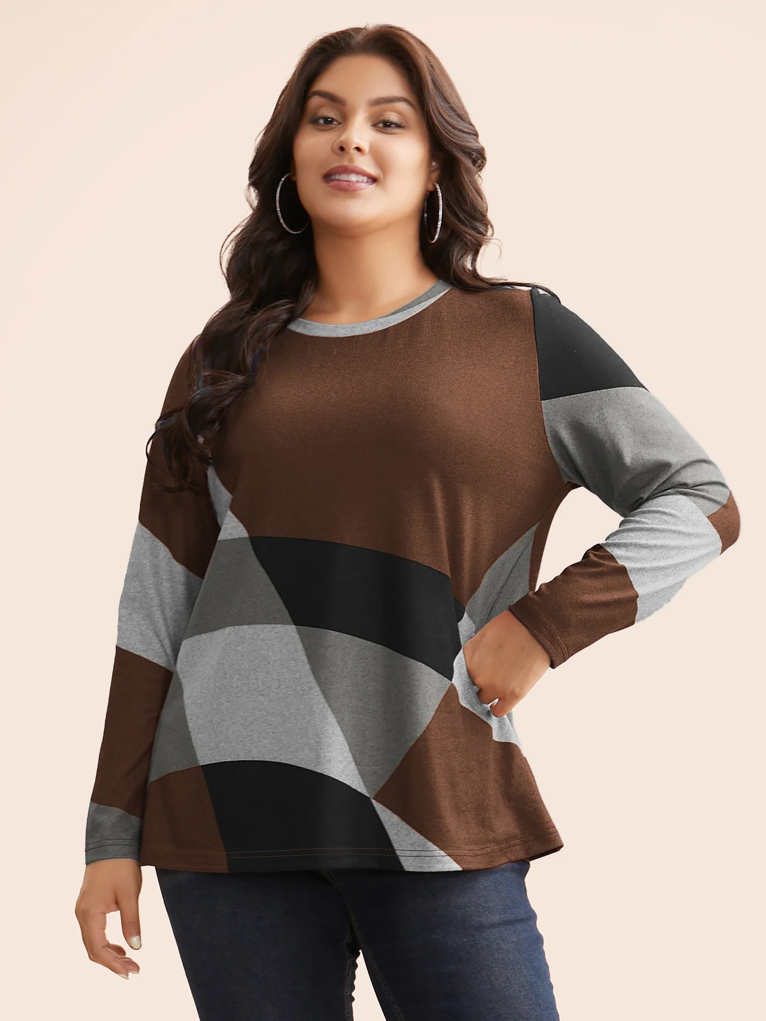 Round Neck Colorblock Contrast T-shirt - Image 14