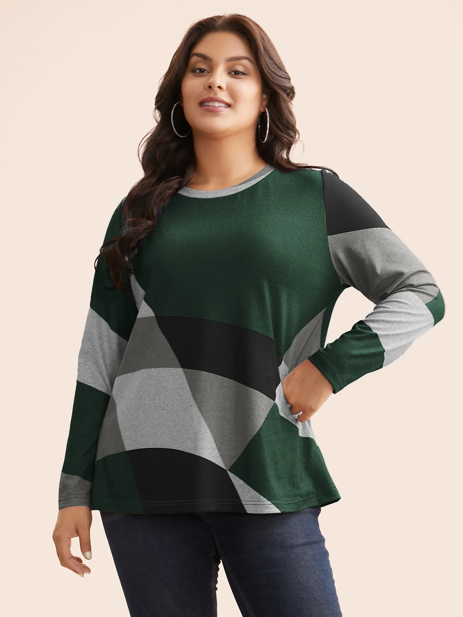 Round Neck Colorblock Contrast T-shirt - Image 17