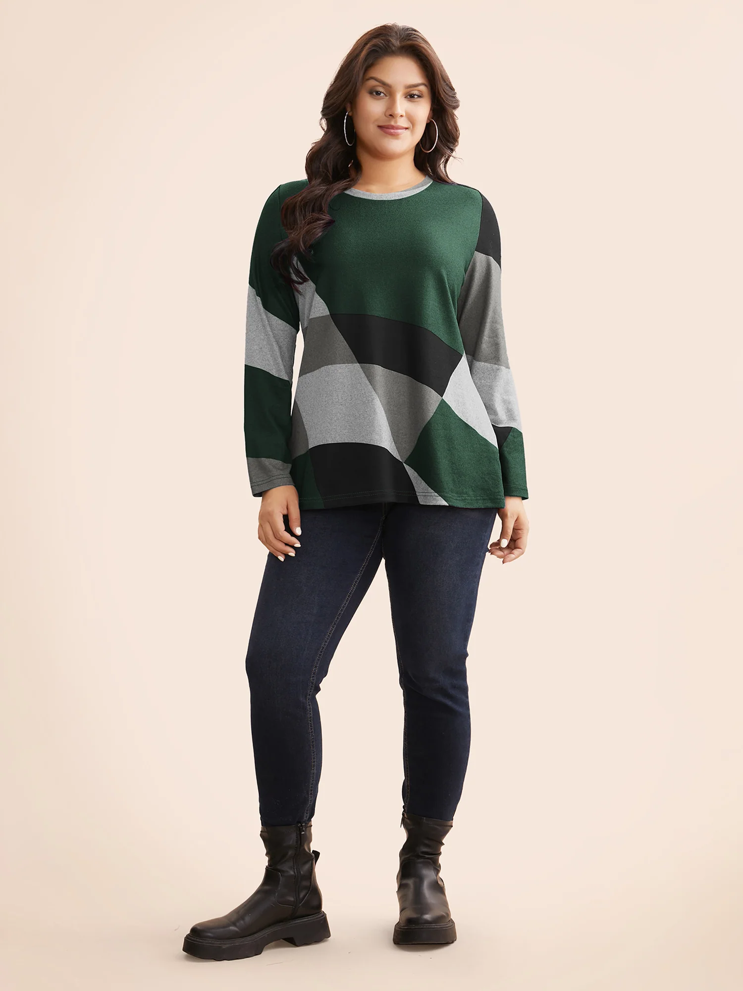 Round Neck Colorblock Contrast T-shirt - Image 20