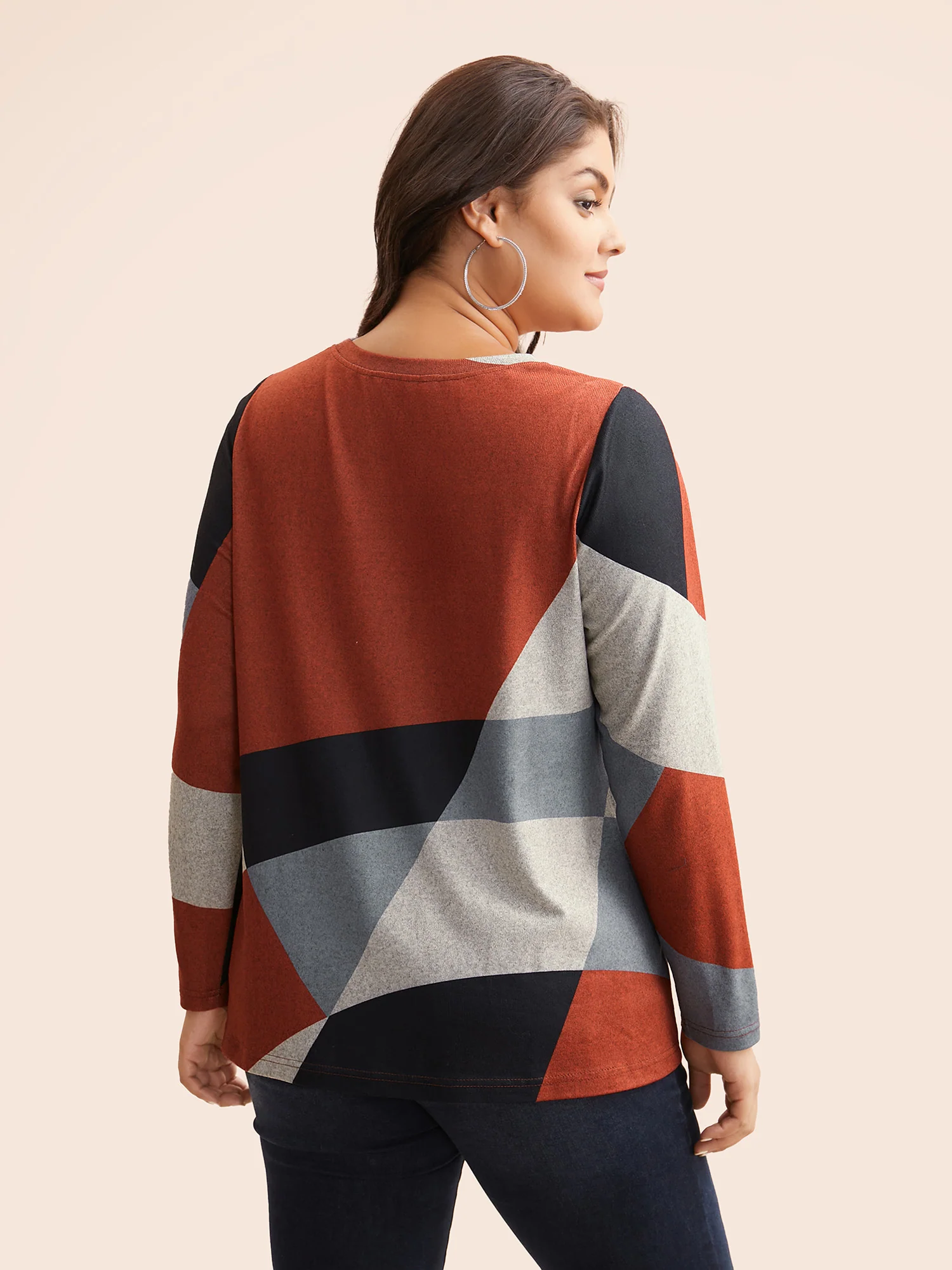 Round Neck Colorblock Contrast T-shirt - Image 24