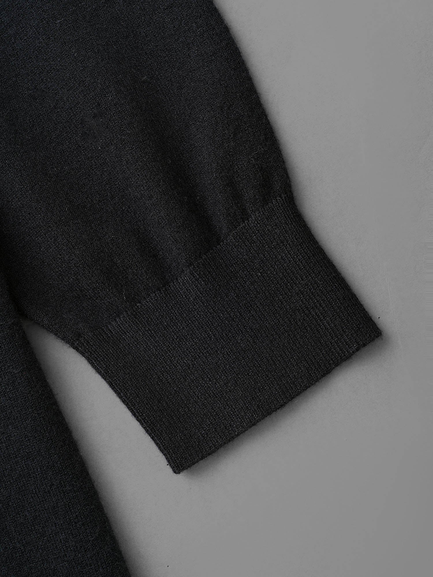 Round Neck Contrast Patchwork Pullover - Image 7