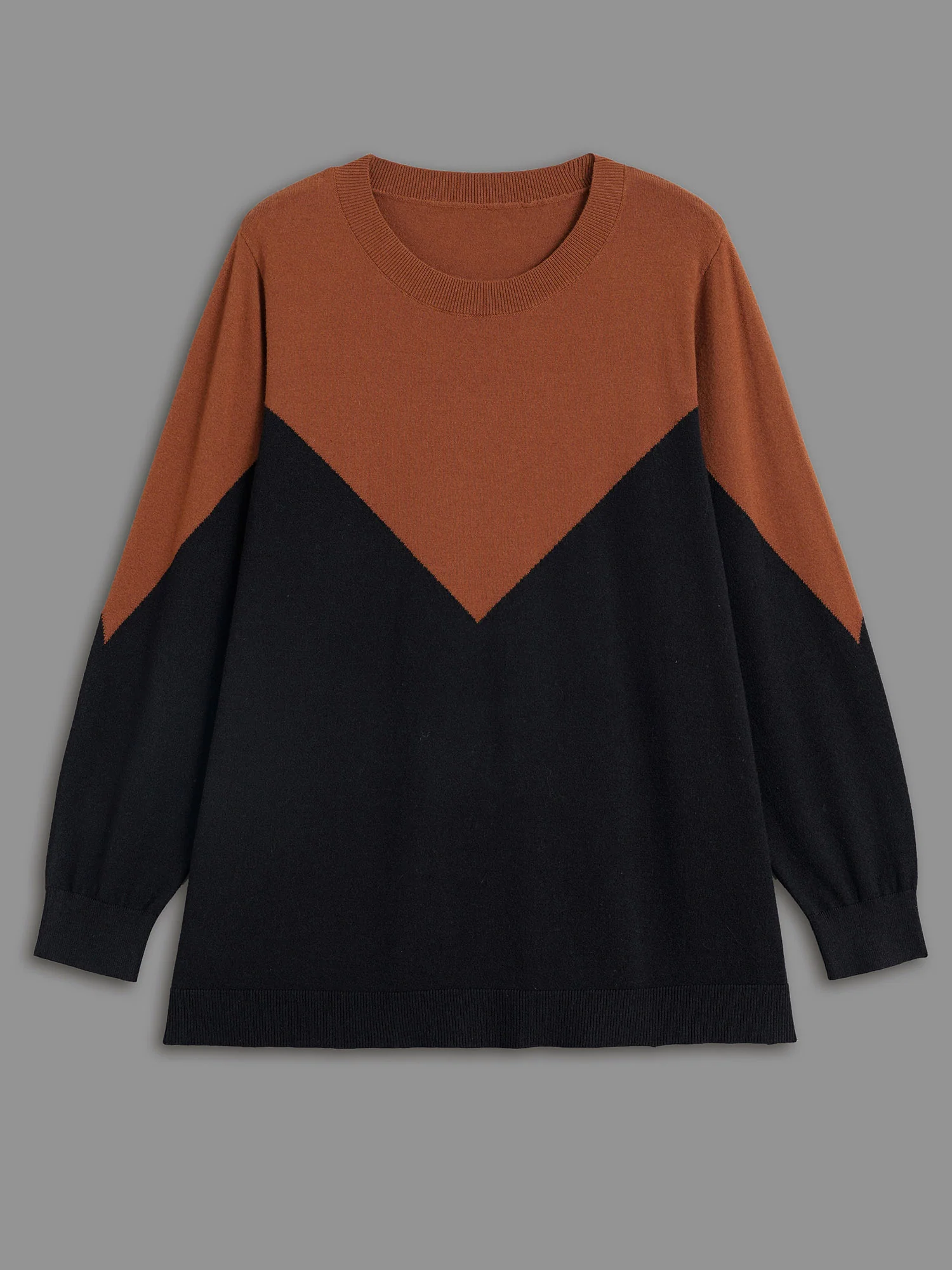 Round Neck Contrast Patchwork Pullover - Image 8