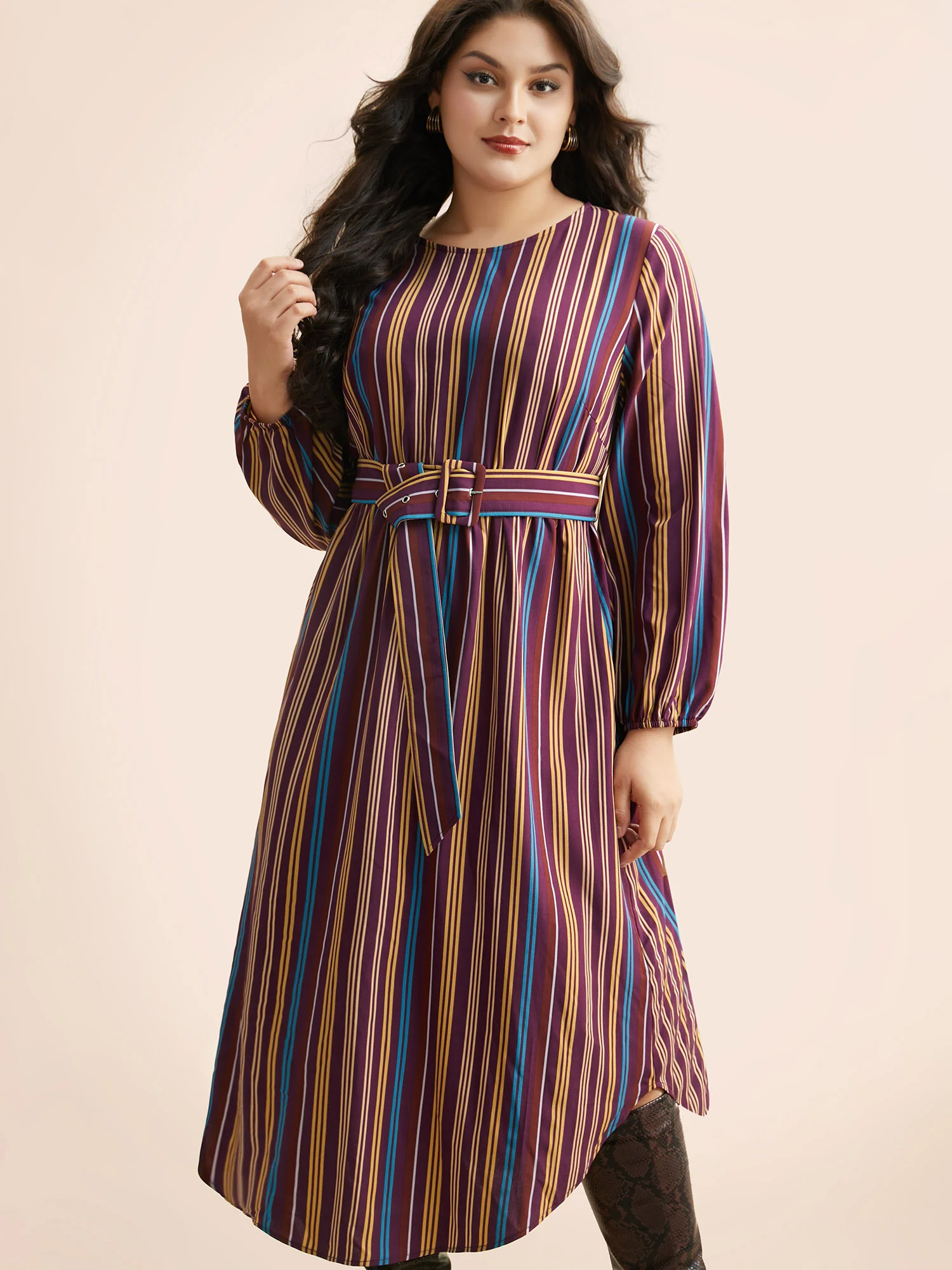 Round Neck Contrast Striped Belted Dress - Image 2