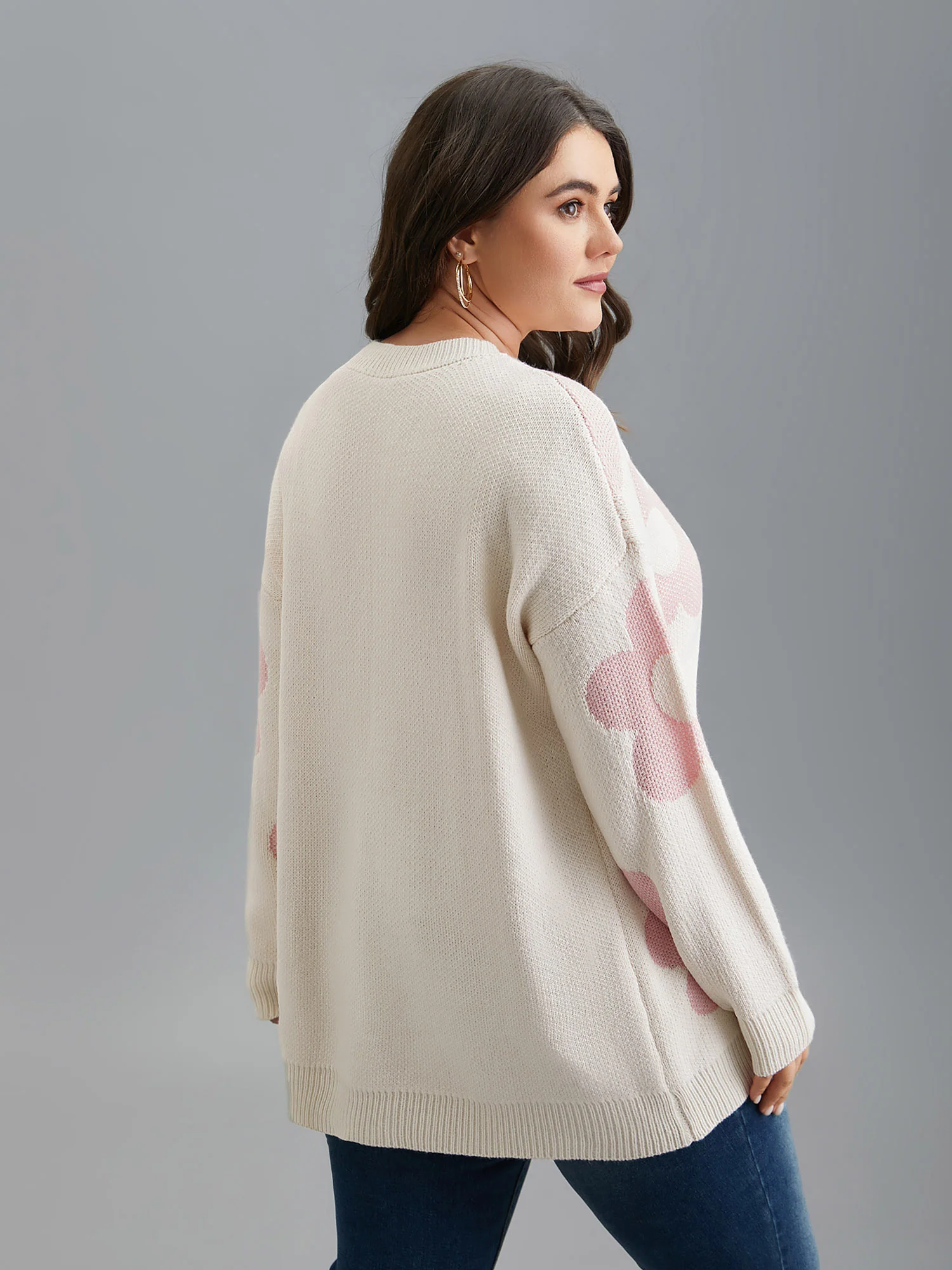 Round Neck Floral Pattern Pullover - Image 2