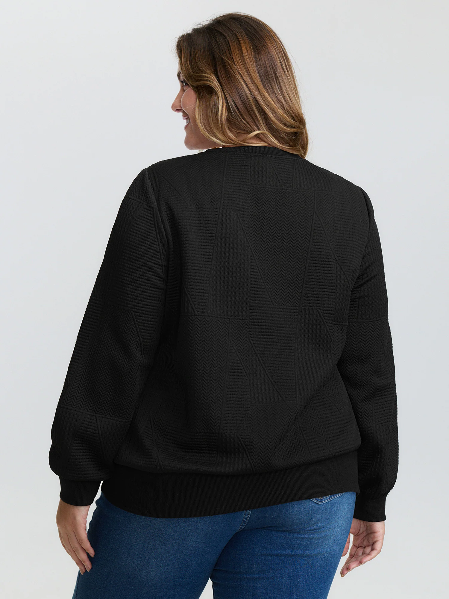 Round Neck Textured Solid Sweatshirt - Image 4