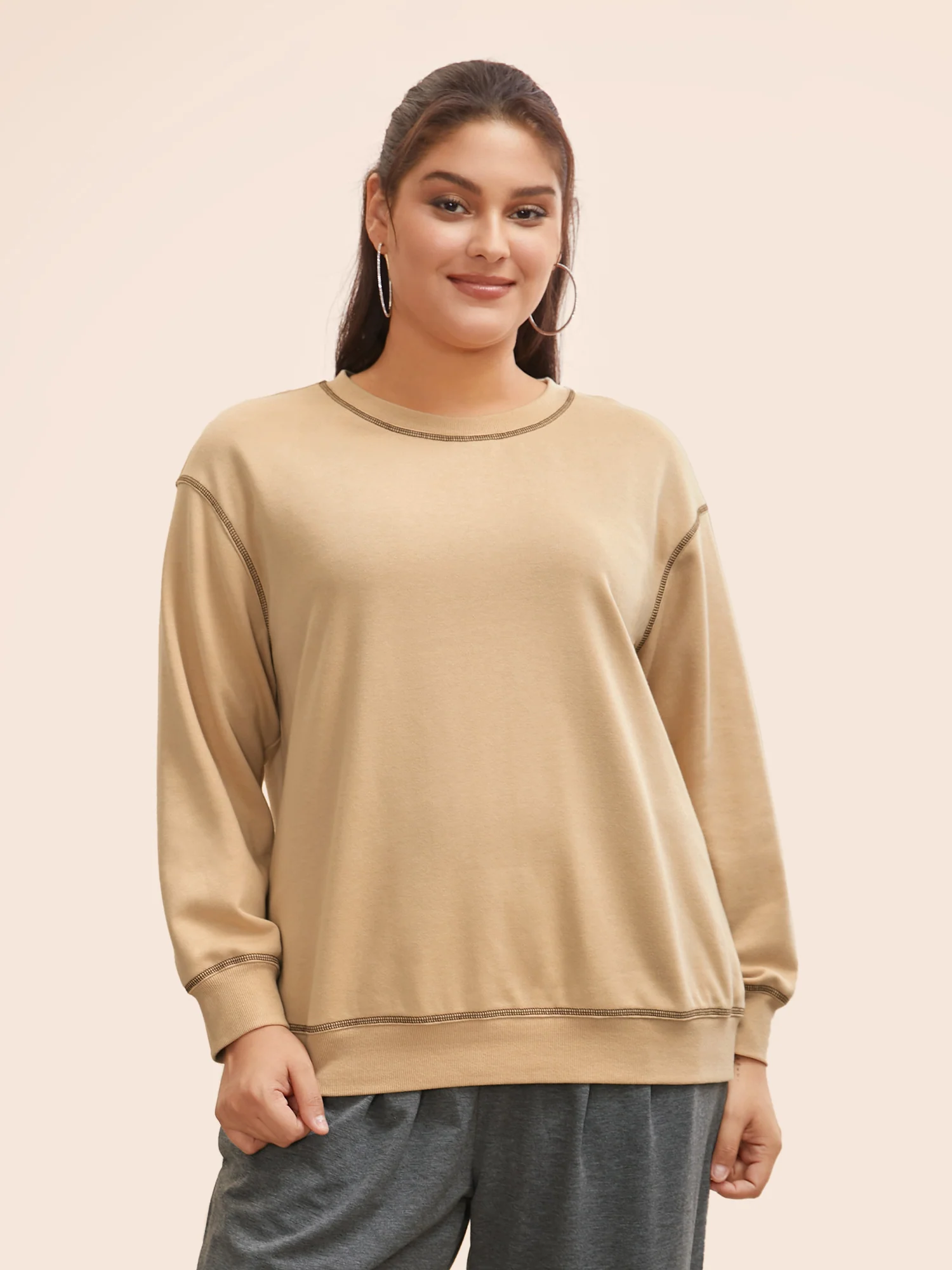 Round Neck Topstitching Patchwork Sweatshirt - Image 4