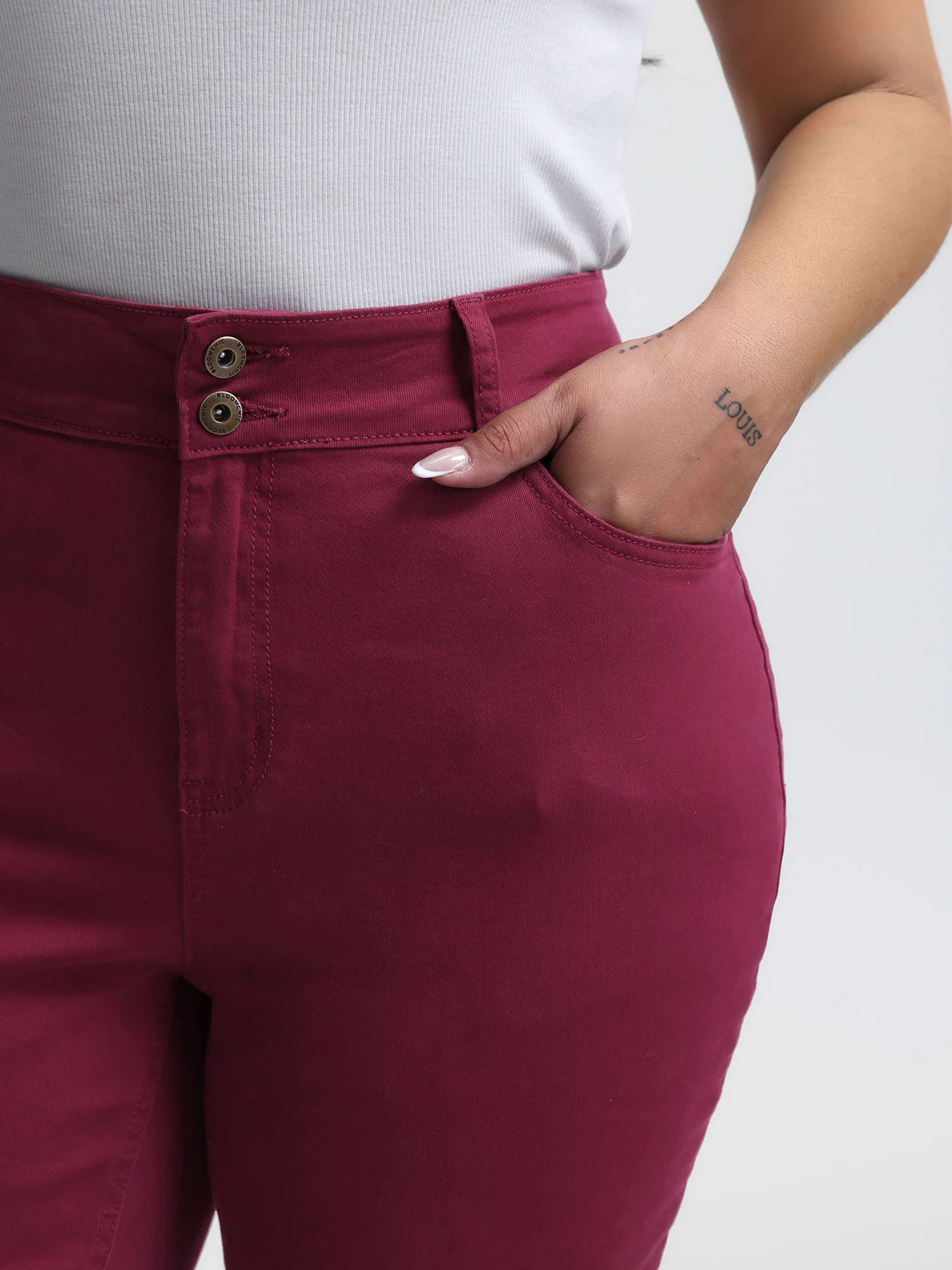 High Rise Skinny-Fit Cropped Jeans - Image 3