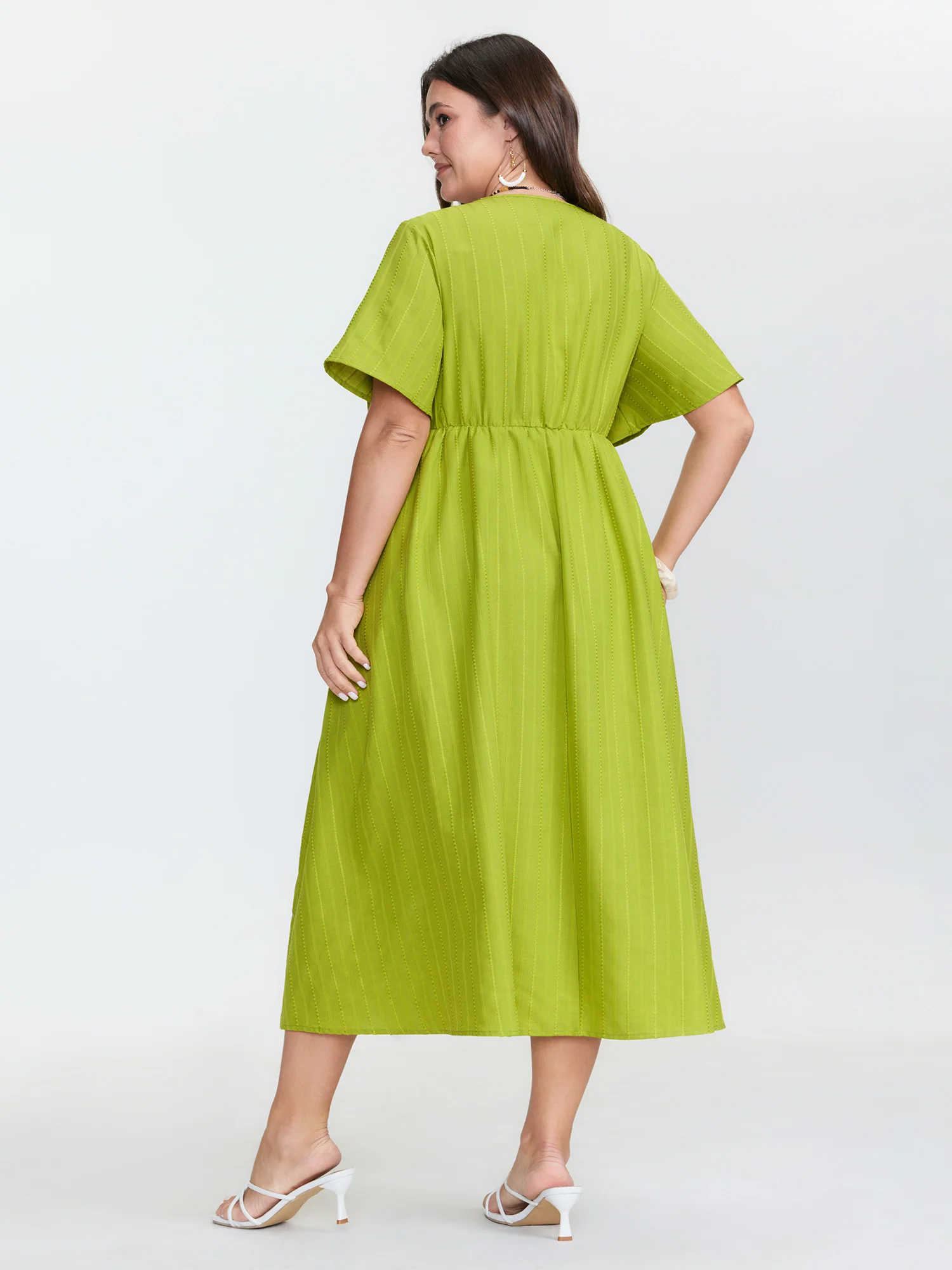 Ruched Bodice Embroidered Cut Out Midi Dress - Image 5