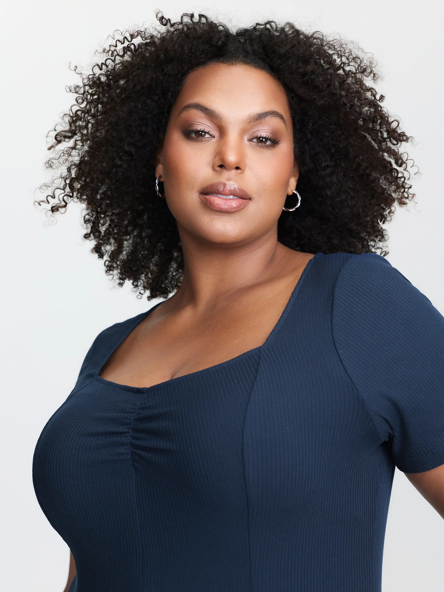 Ruched Bust-Friendly Square Neckline Midi Dress - Image 2