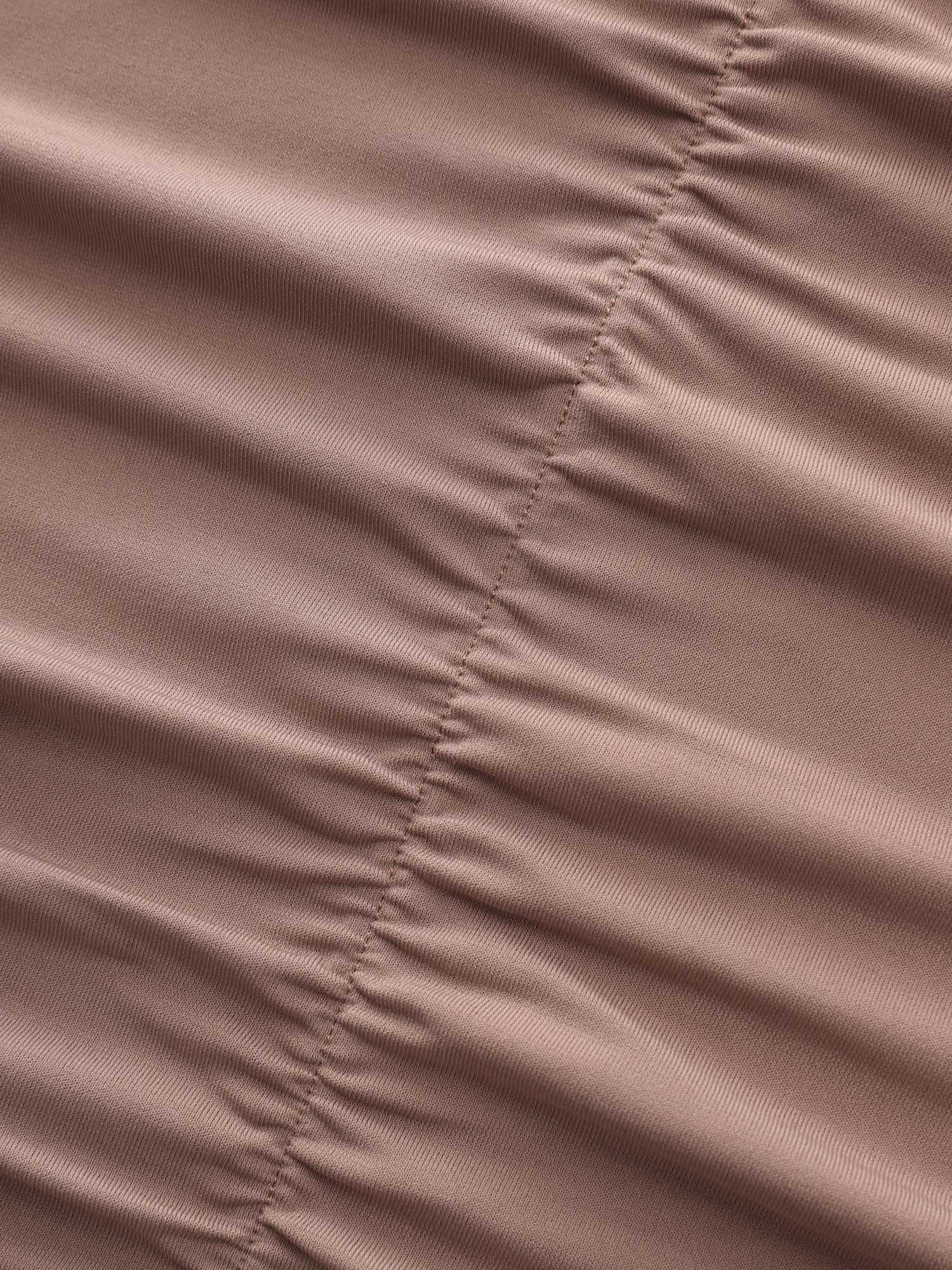 Ruched Front V-Neck Fitted Tank Top - Image 5