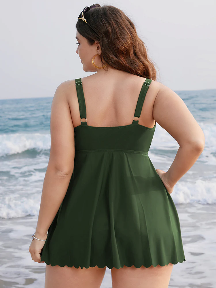 Ruched Scalloped Trim Adjustable Straps Tankini Top - Image 2