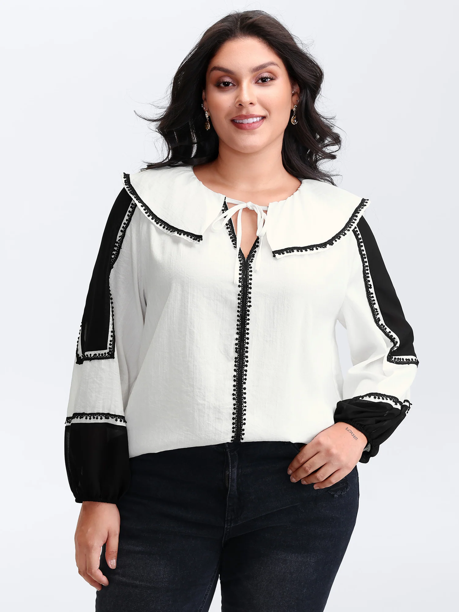 Ruffled Collar Contrast Webbing Top - Image 4