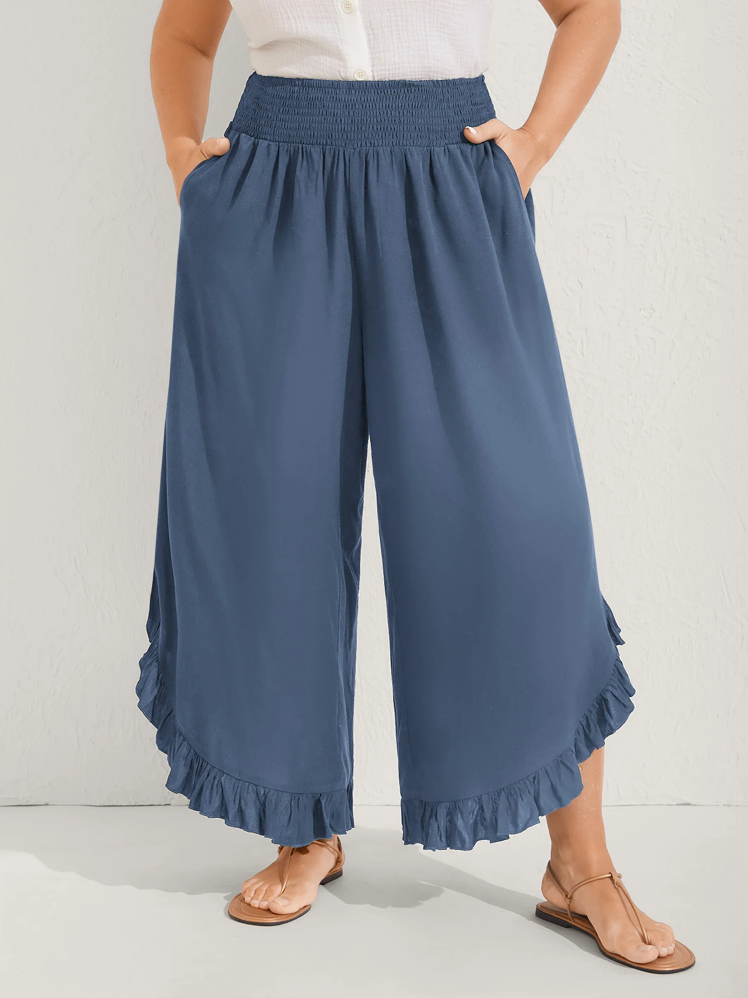 Ruffled Curvy Hem Wide-Leg Pants - Image 14