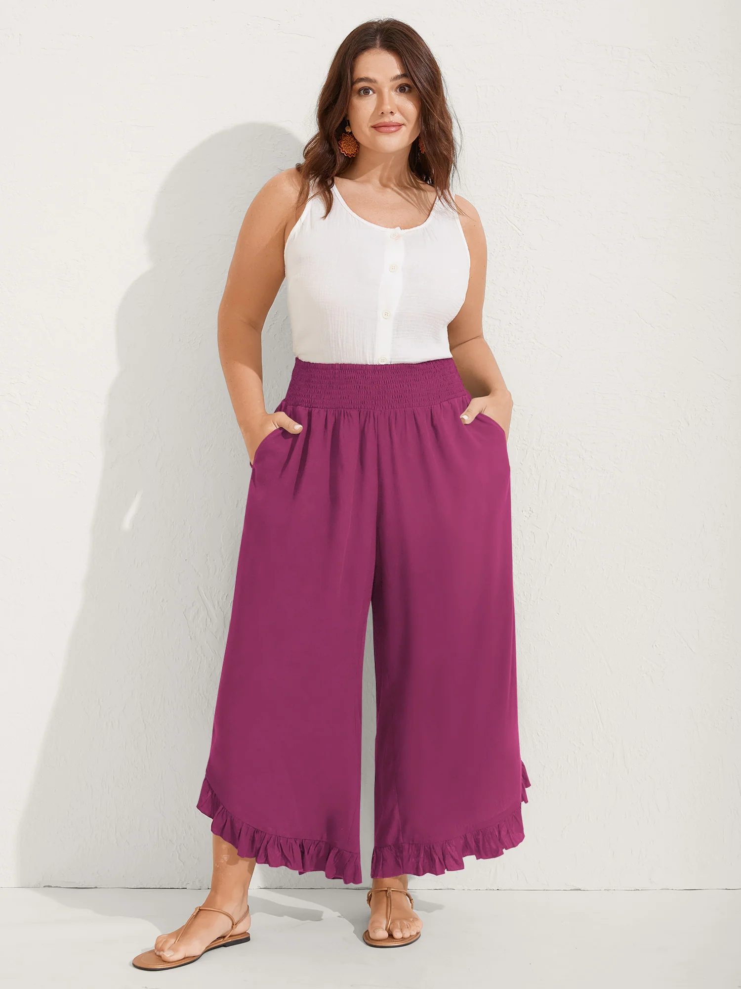 Ruffled Curvy Hem Wide-Leg Pants - Image 19