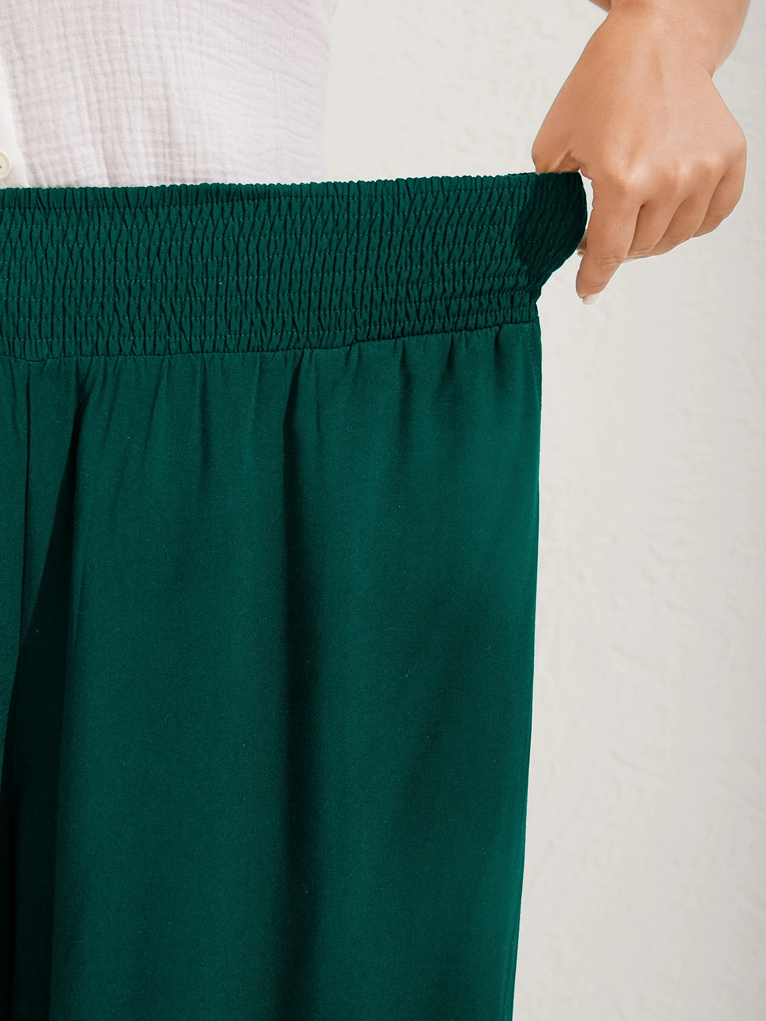 Ruffled Curvy Hem Wide-Leg Pants - Image 52