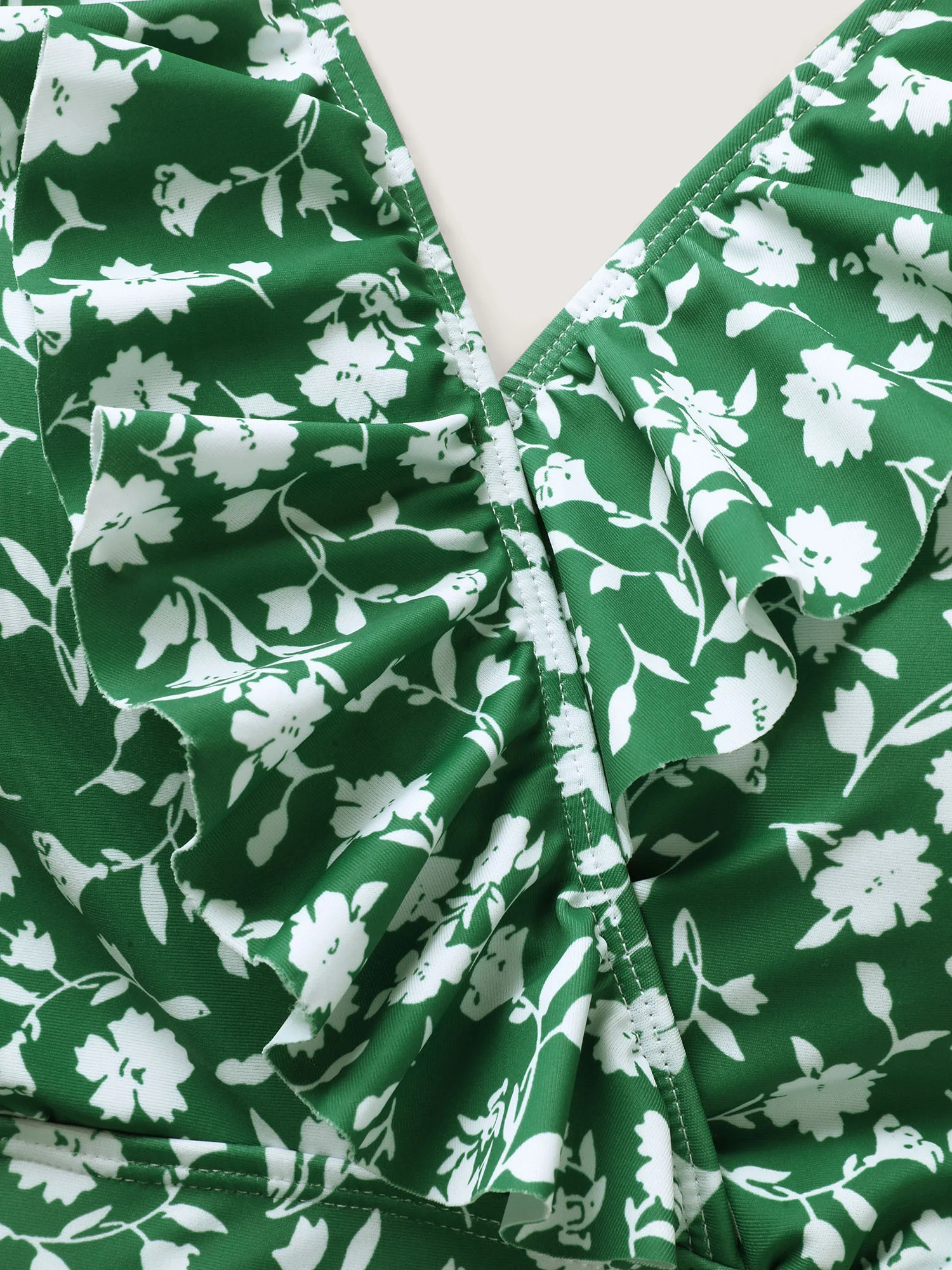 Ruffled Ditsy Floral Print Swim Top - Image 5